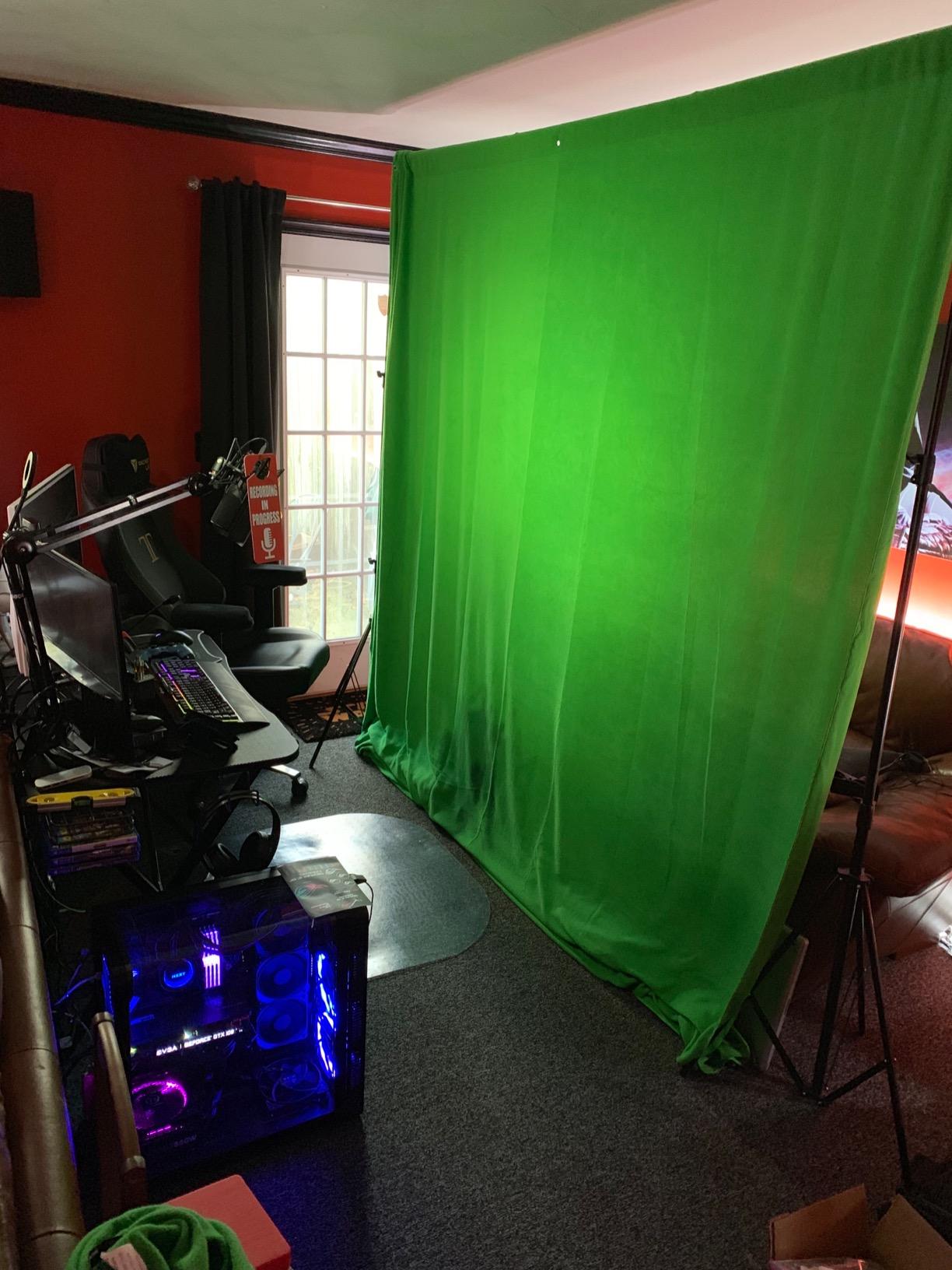 Elgato HD60 S External Capture Card, Stream and Record in 1080p60 with ultra-low latency on PS5, PS4/Pro, Xbox Series X/S, Xbox One X/S, in OBS, Twitch, YouTube, works with PC/Mac customer photo 2