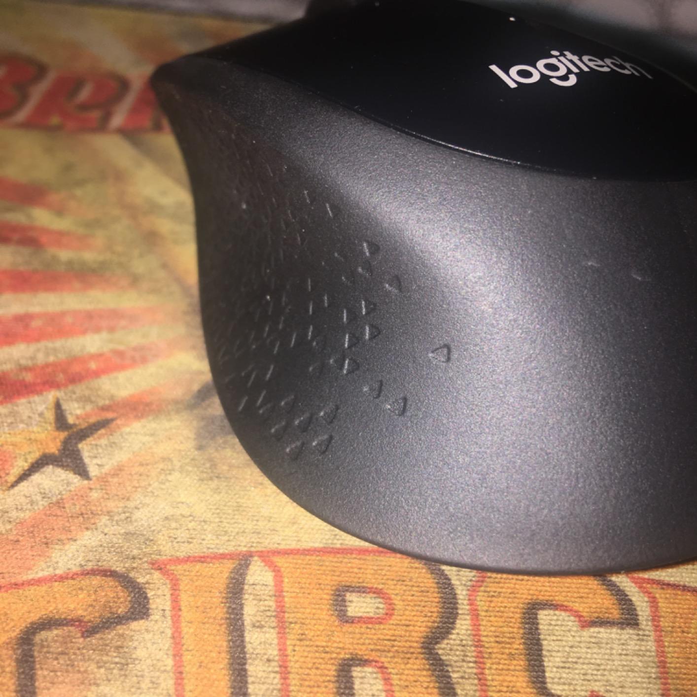 Logitech M330 Silent Plus Full Size 2.4 GHz Wireless Mouse - Black | Silent, lightweight, 2.4 GHz USB-A Nano Receiver, 1000 dpi optical tracking, 2-year battery life, PC, Mac, laptop compatible customer photo 1