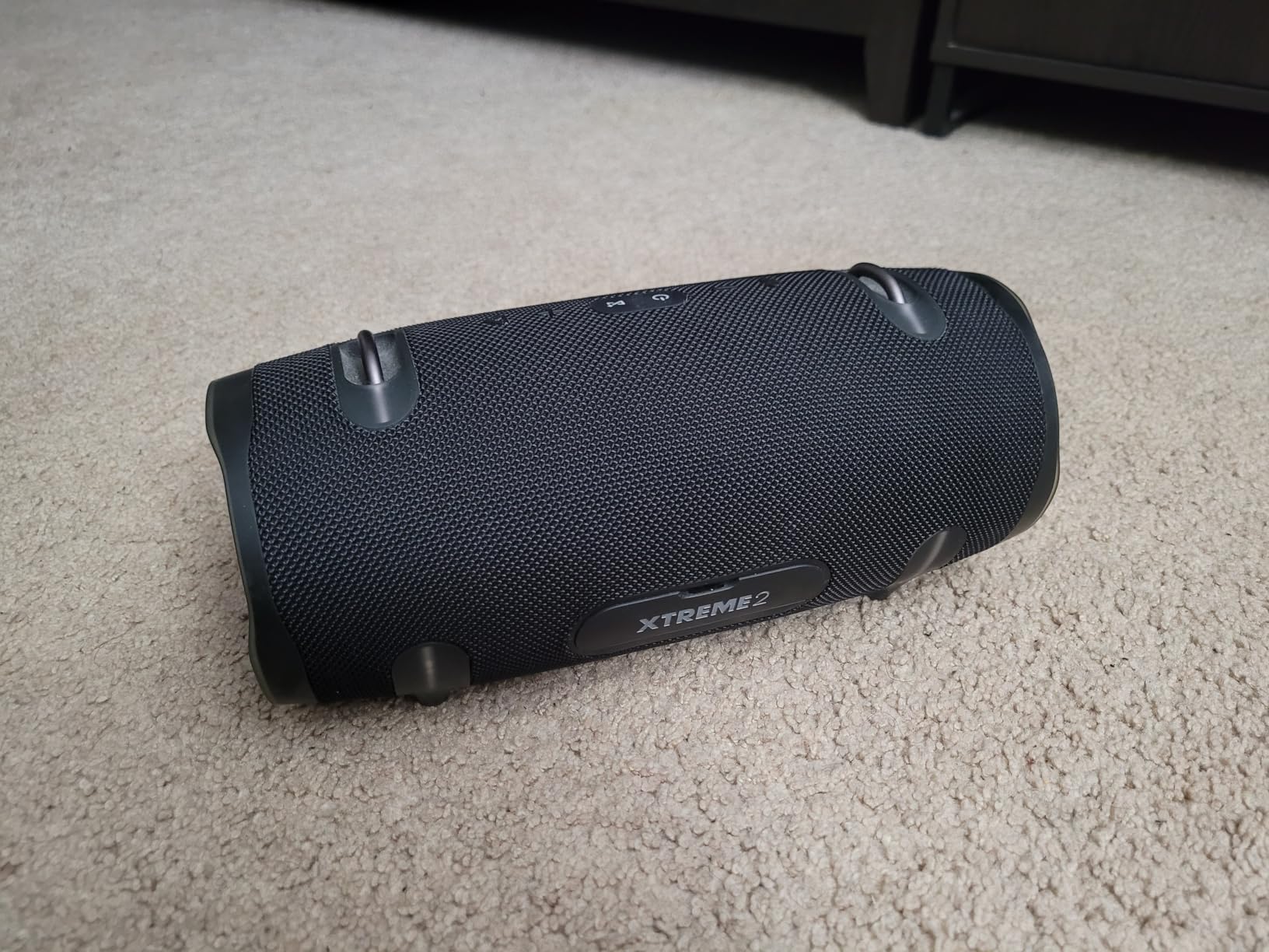 JBL Xtreme 2, Waterproof Portable Bluetooth Speaker, Black, Wireless Bluetooth Streaming, Up to 15 hours of playtime, IPX7 waterproof, JBL Connect, Durable fabric and rugged material customer photo 2