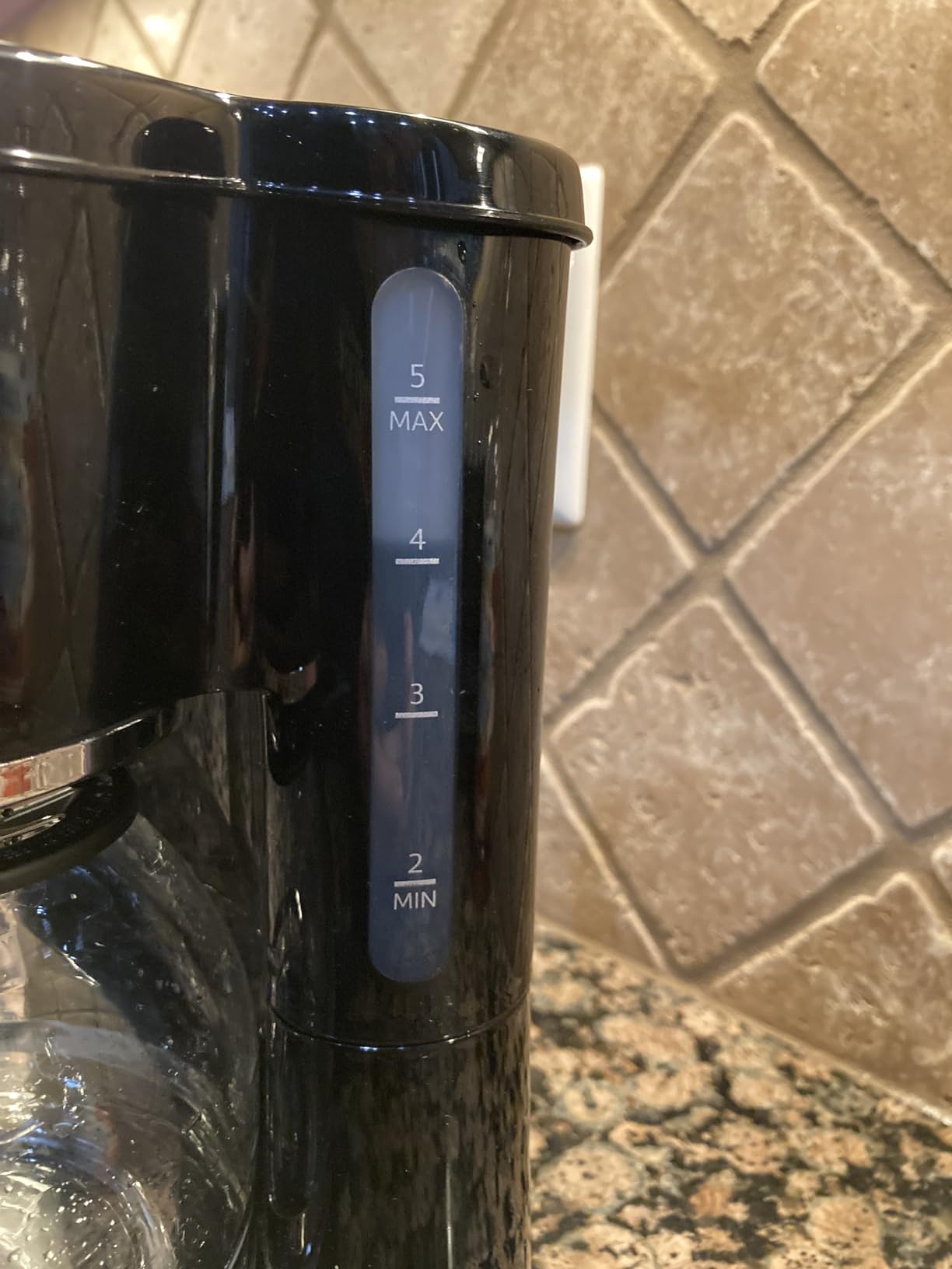 Elite Gourmet EHC-5055 Automatic 5-Cup Brew & Drip Coffee Maker with Pause N Serve Reusable Filter, On/Off Switch, Water Level Indicator customer photo 1