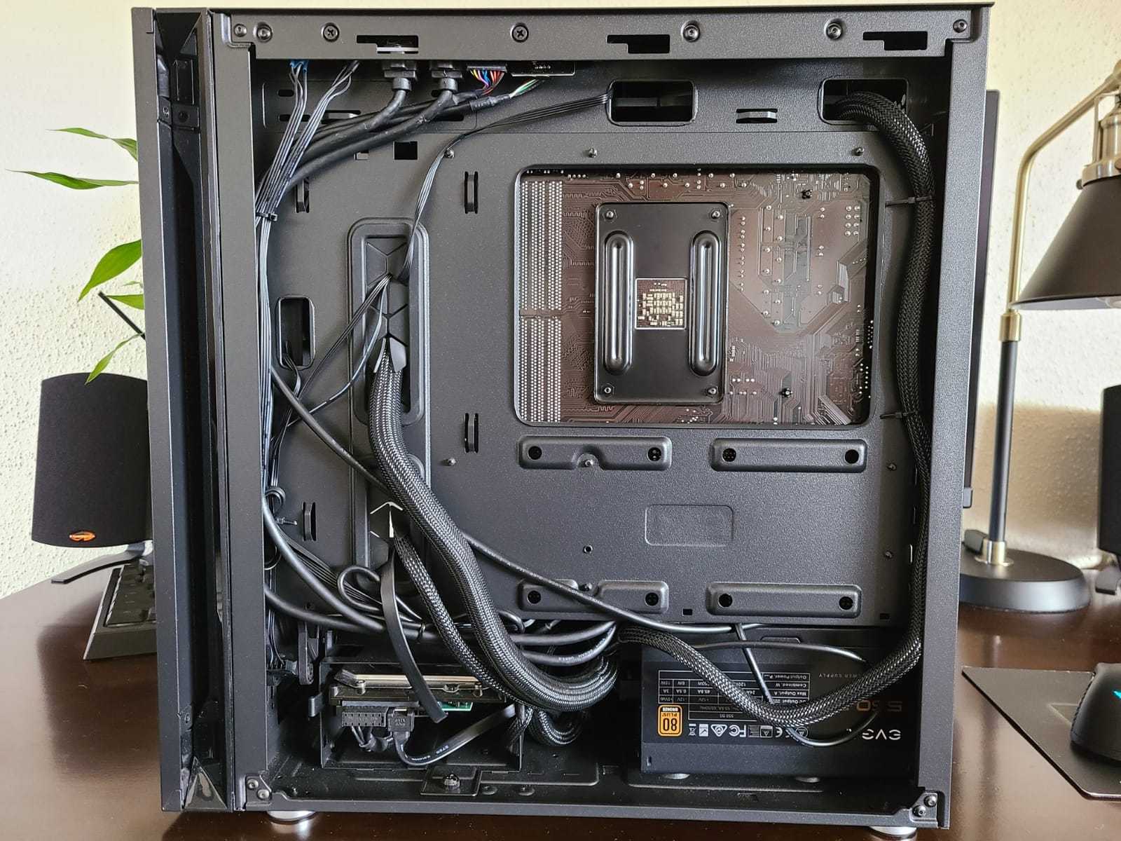 Cooler Master Silencio S400 Micro-ATX PC Case Tower, Sound-Dampening Material, Reversible Front Panel, SD Card Reader, Silencio FP 120mm PWM Fans, Water-Cooling Support (MCS-S400-KN5N-S00) customer photo 2