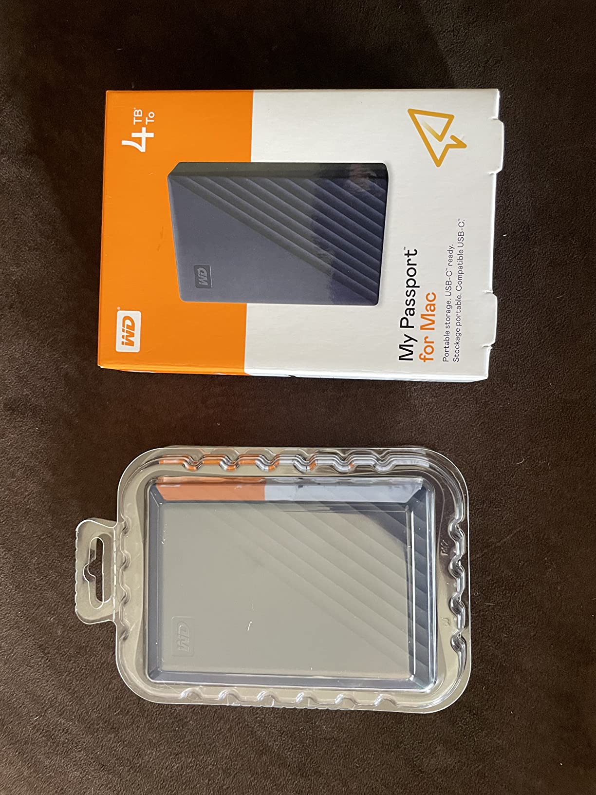 WD 4TB My Passport for Mac, Navy, Portable External Hard Drive with backup software and password protection, USB 3.1/USB 3.0 compatible - WDBA2F0040BBL-WESN customer photo 2