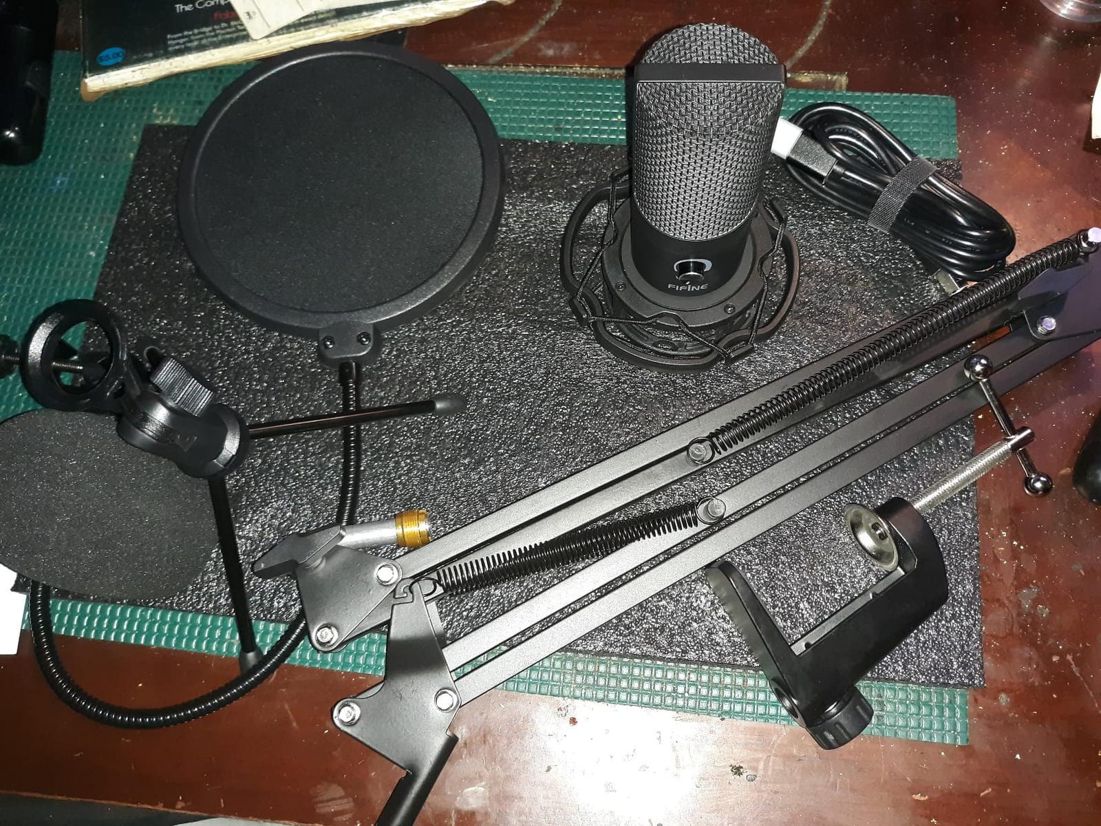 FIFINE T669 Studio Condenser USB Microphone for Recording Podcasting | Computer Microphone Kit for Voice Overs, Adjustable Boom Arm Stand, Shock Mount for Vocal, Instruments, Gaming, Streaming customer photo 1