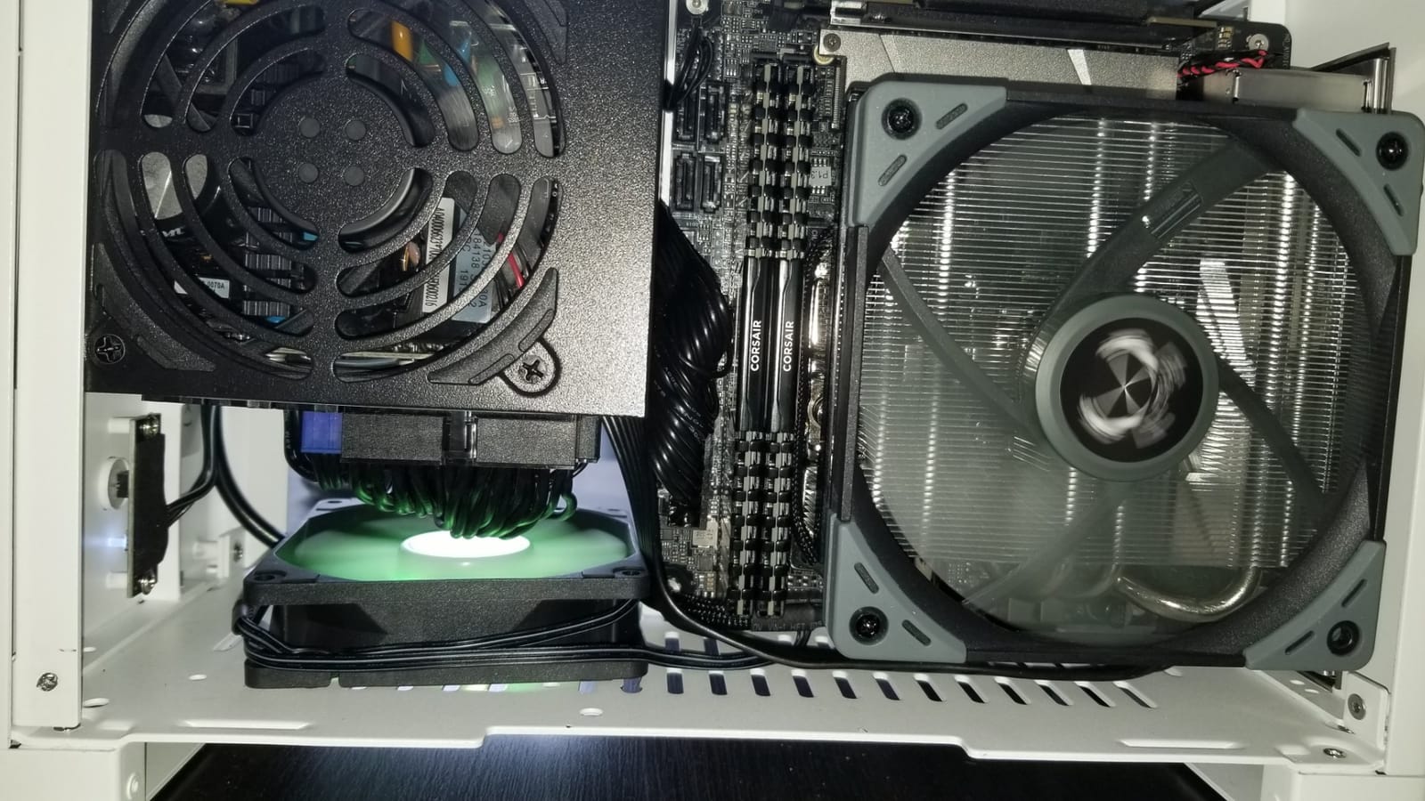 SilverStone SX700-PT SFX 700W Power Supply, 80 Plus Platinum Certification, Fully Modular customer photo 1