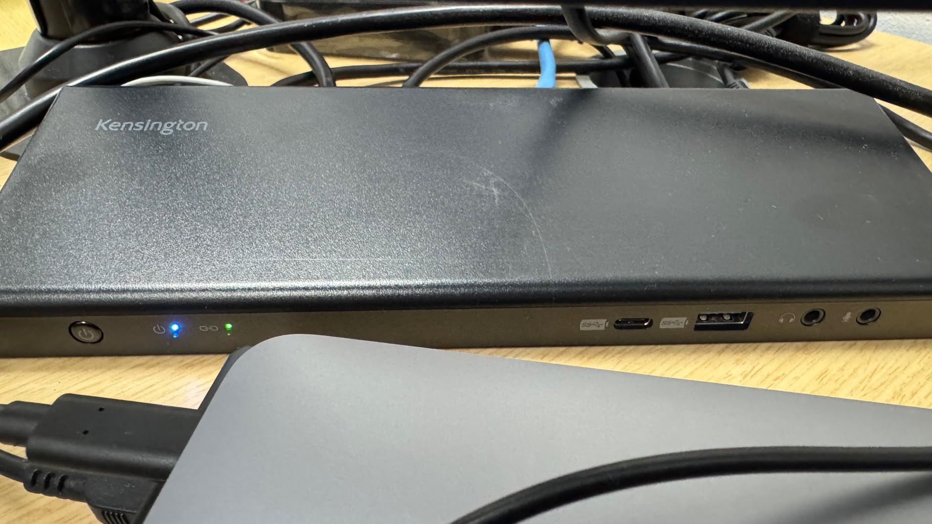 Kensington SD4750P USB-C DisplayLink Docking Station for Windows, MacBook, Surface and Chromebooks - Dual 4K Video, 85W PD (K39105NA) customer photo 2