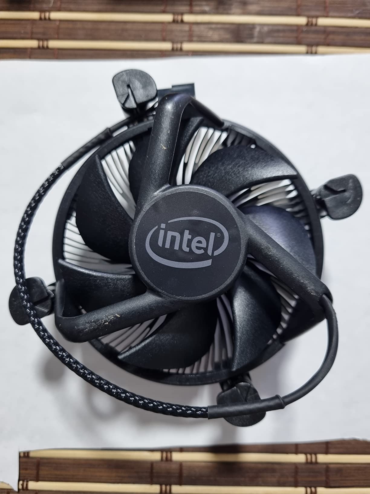 Intel Core i7-10700F Desktop Processor 8 Cores up to 4.8 GHz Without Processor Graphics LGA1200 (Intel 400 Series chipset) 65W customer photo 2