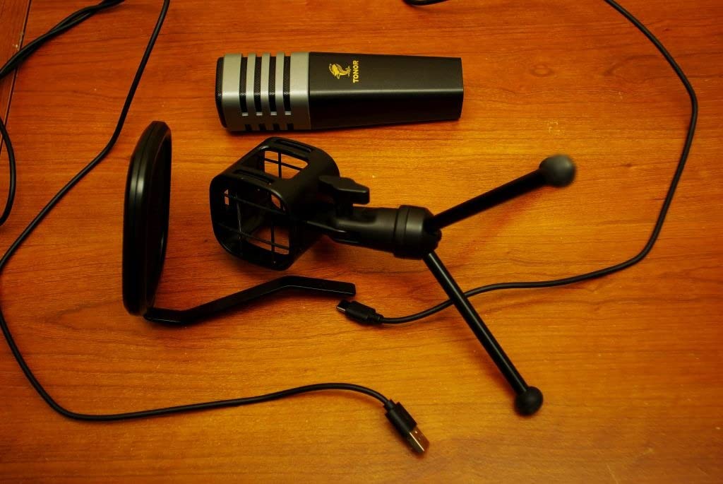 TONOR USB Microphone for PC, Cardioid Condenser Computer Mic with Tripod Stand, Pop Filter, Shock Mount for Gaming, Streaming, Podcasting, YouTube customer photo 2