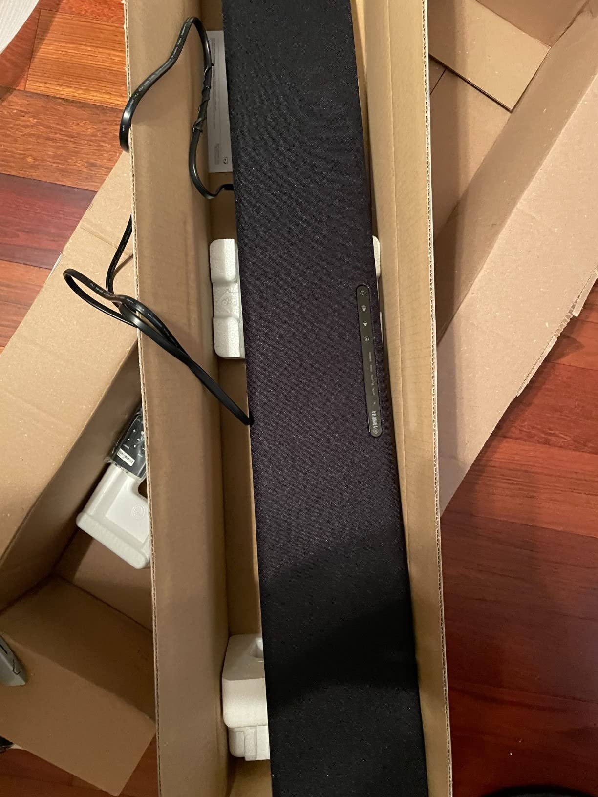 Yamaha SR-B20A Soundbar with Built-in Subwoofers, Dolby Audio, DTS Virtual:X, Bluetooth, Black customer photo 2