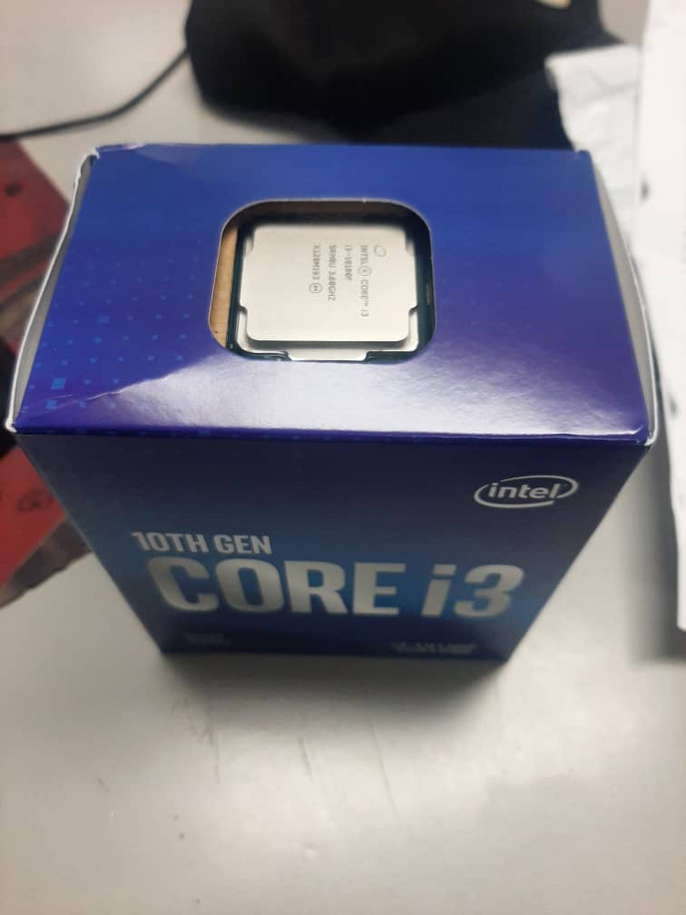 Intel CPU BX8070110100F Core i3-10100F / 3.6GHz / 6MB LGA1200 4C / 8T customer photo 1