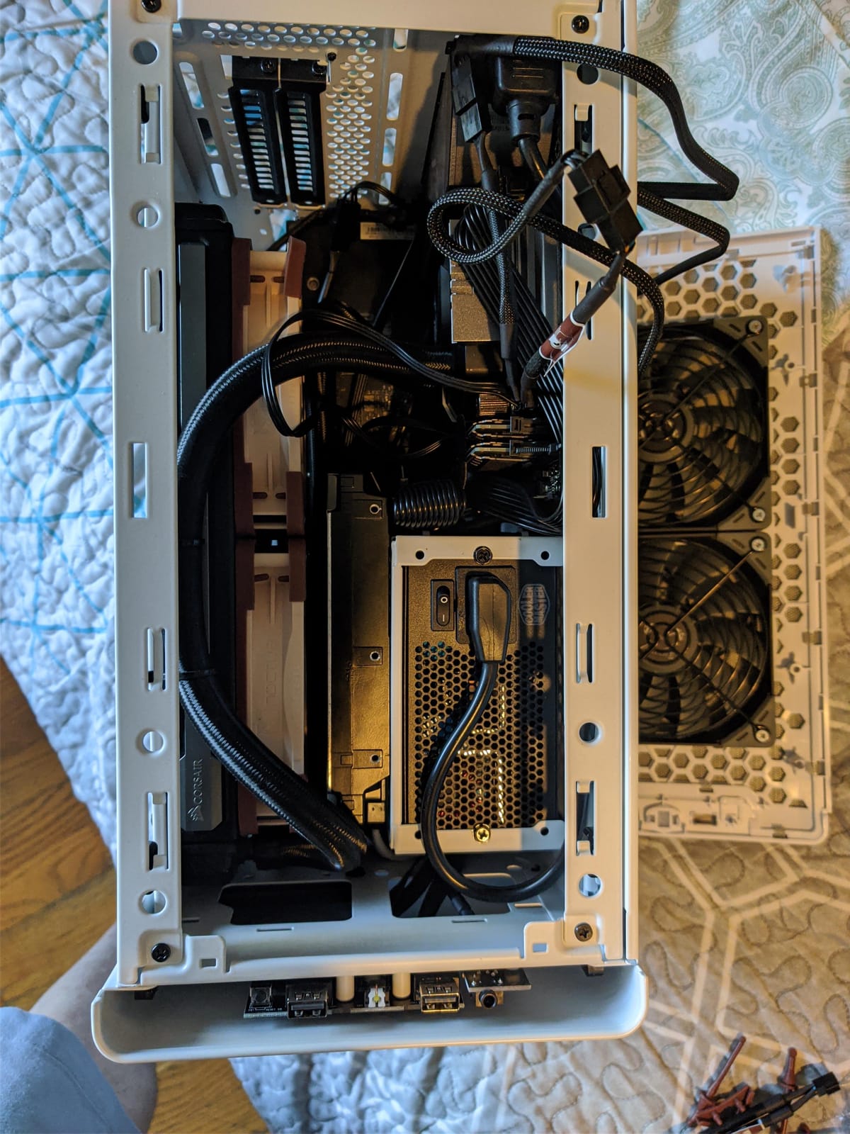 Cooler Master V750 SFX Gold 750W Power Supply, Fully Modular, PCIe 5.1 | Mini-ITX & SFF Systems, 750W SFX Power Supply, ATX 3.1, PCIe 5.1, 12VHPWR Cable, Fully Modular, 80 Plus Gold, Cybenetics Gold customer photo 2