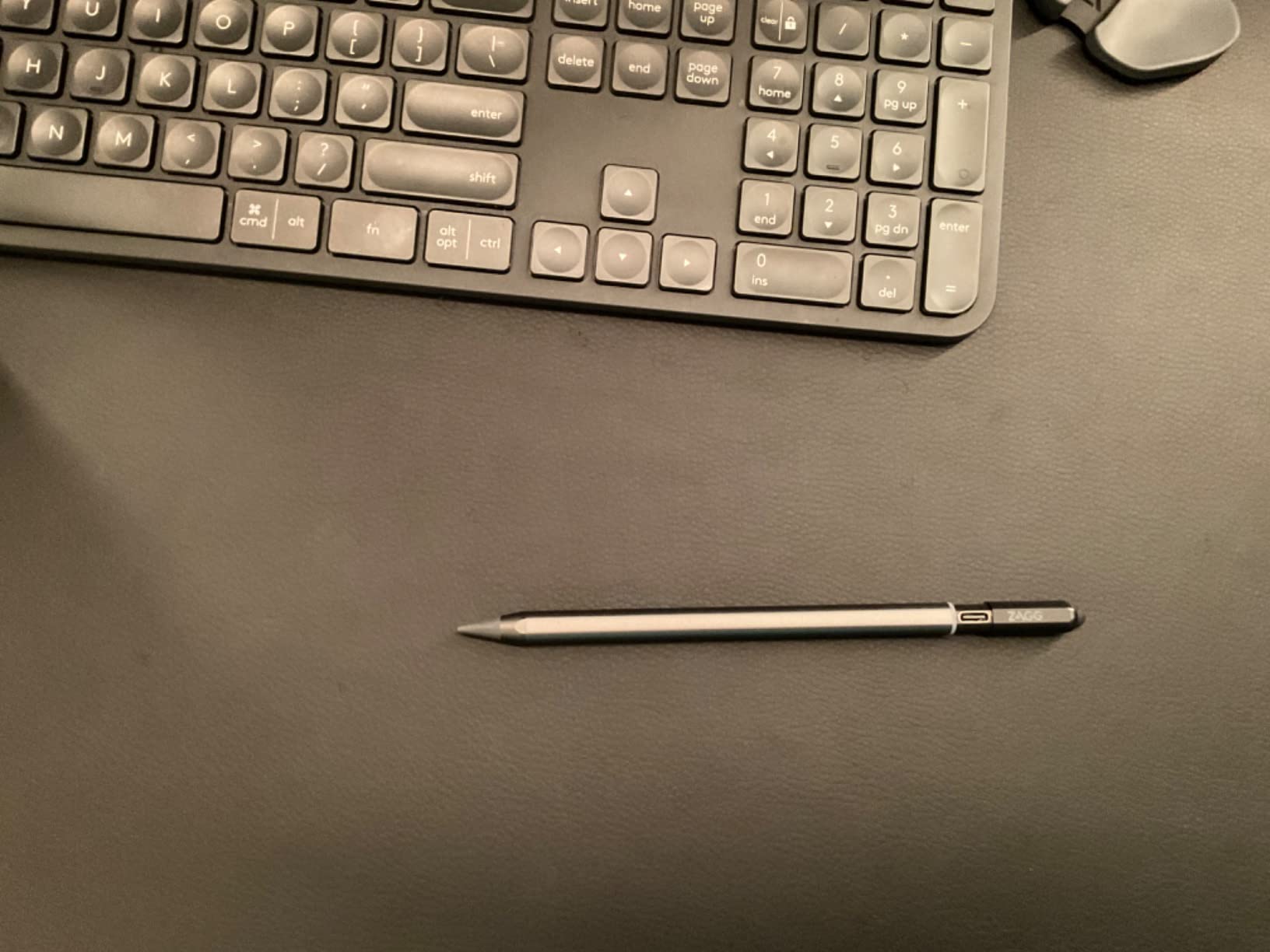 Pro Stylus with Active & Capacitive Tips, Palm Rejection, Tilt Recognition, Instant Bluetooth Pairing, Compatible with iPad Pro 11/12.9 (3,4, & 5 Gen)/Air 10.9/iPad 10.2/9.7/Mini 5, Gray, Gen 1 customer photo 1