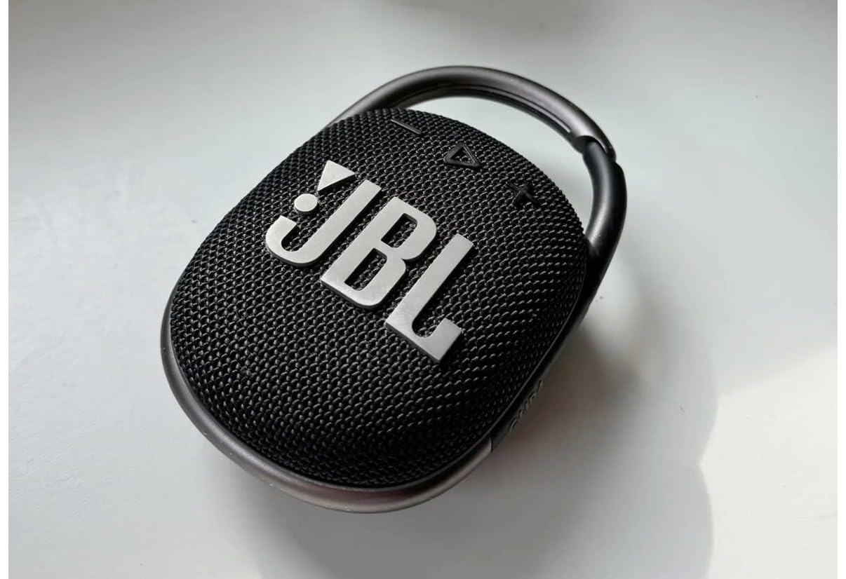 JBL Clip 4 - Portable Mini Bluetooth Speaker, big audio and punchy bass, integrated carabiner, IP67 waterproof and dustproof, 10 hours of playtime, speaker for home, outdoor and travel (Grey) customer photo 2