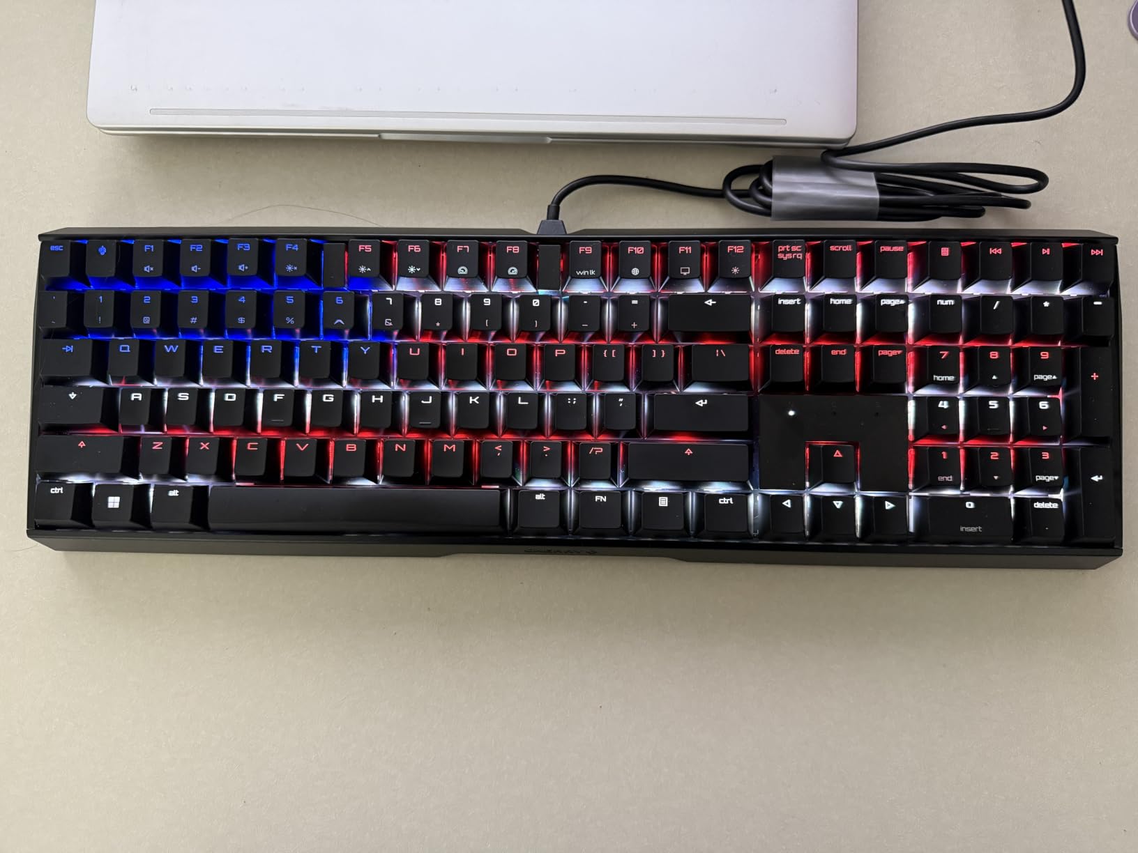 Cherry MX 3.0S Wired Mechanical Gaming Keyboard MX2A Silent RED Switches | Robust Aluminum Housing, RGB-Lighting, Full Key Rollover, Anti Ghosting, Black customer photo 1