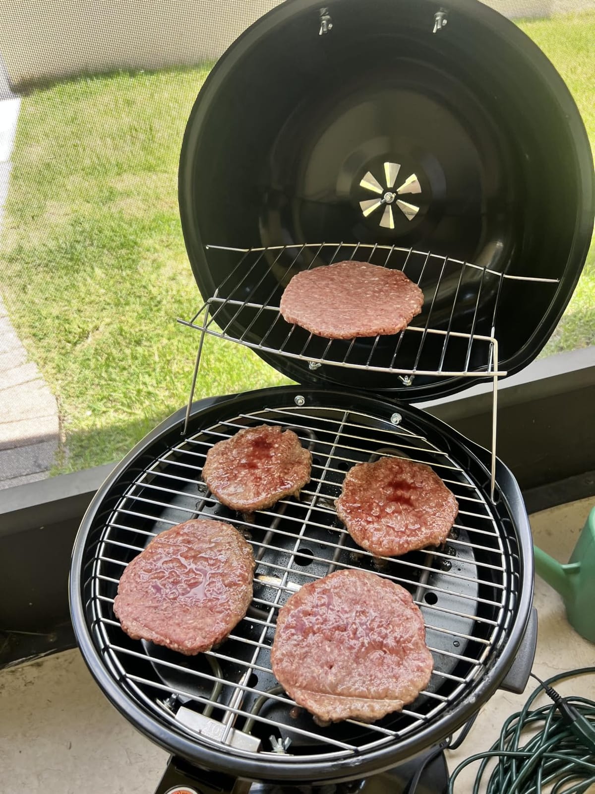 Electric BBQ Grill Techwood 15-Serving Indoor/Outdoor Electric Grill, Double Layer Design, Portable Removable Stand Grill, 1600W customer photo 2