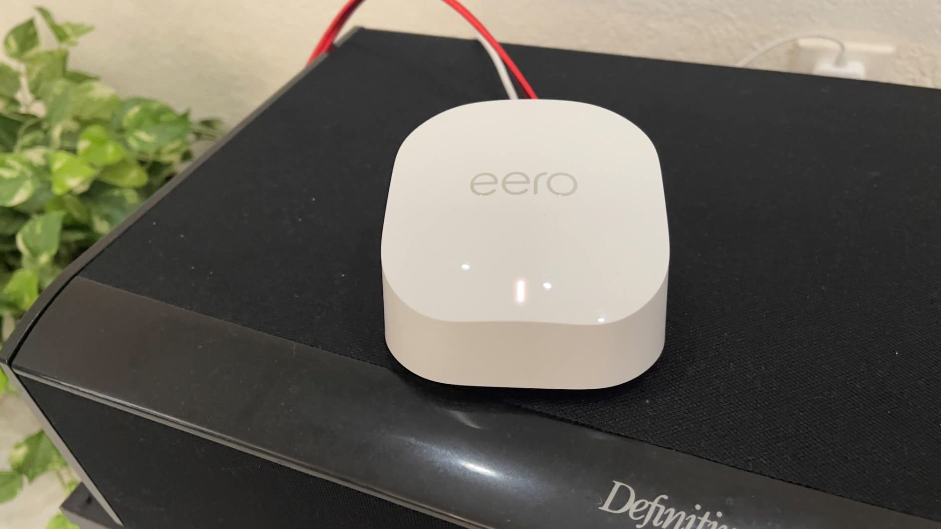 Amazon eero 6+ mesh wifi router - Supports internet plans up to a Gigabit, Coverage up to 1,500 sq. ft., Connect 75+ devices, 1-pack customer photo 1