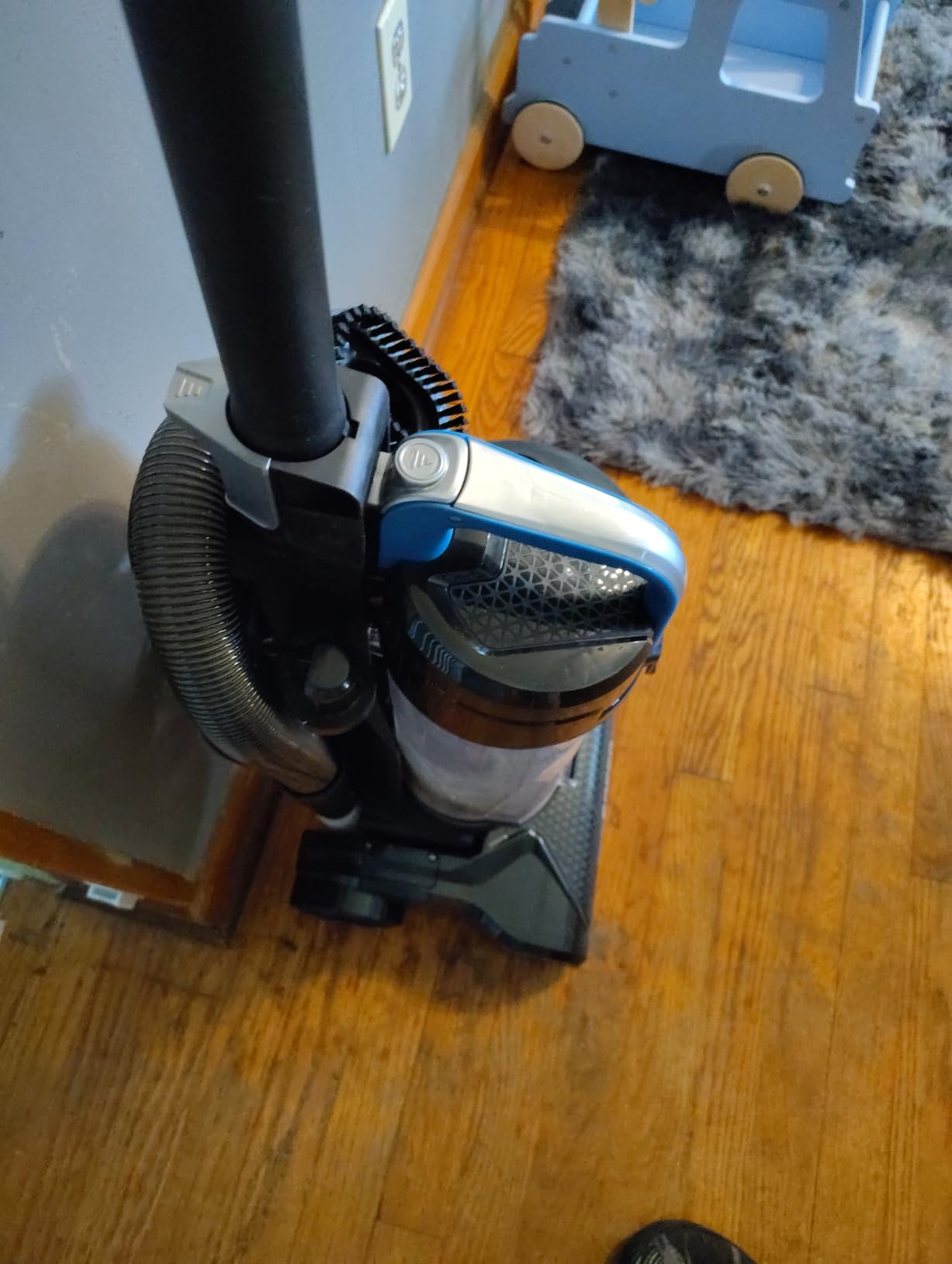 Eureka Vacuum Cleaners for Home, Airspeed Ultra-Lightweight, NEU10AE5 customer photo 1
