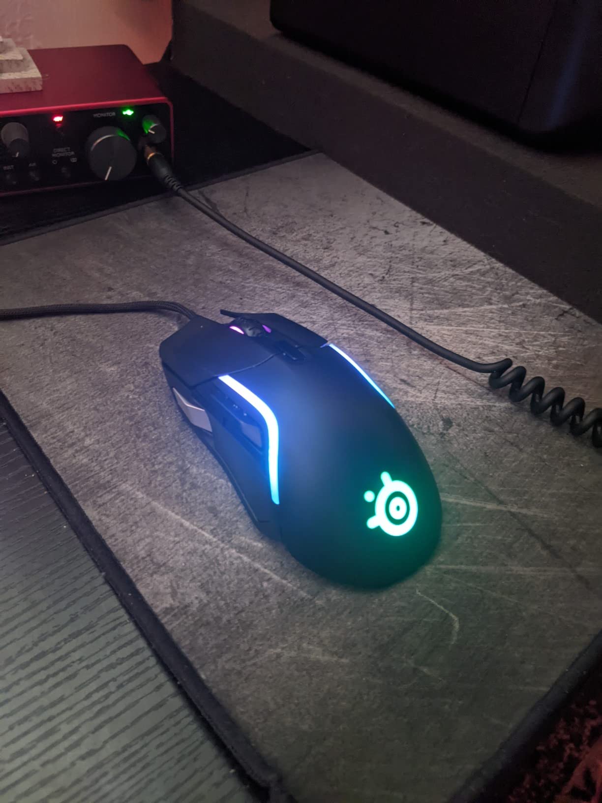 SteelSeries Rival 5 Gaming Mouse with PrismSync RGB Lighting and 9 Programmable Buttons - FPS, MOBA, MMO, Battle Royale - 18,000 CPI TrueMove Air Optical Sensor - Black customer photo 2