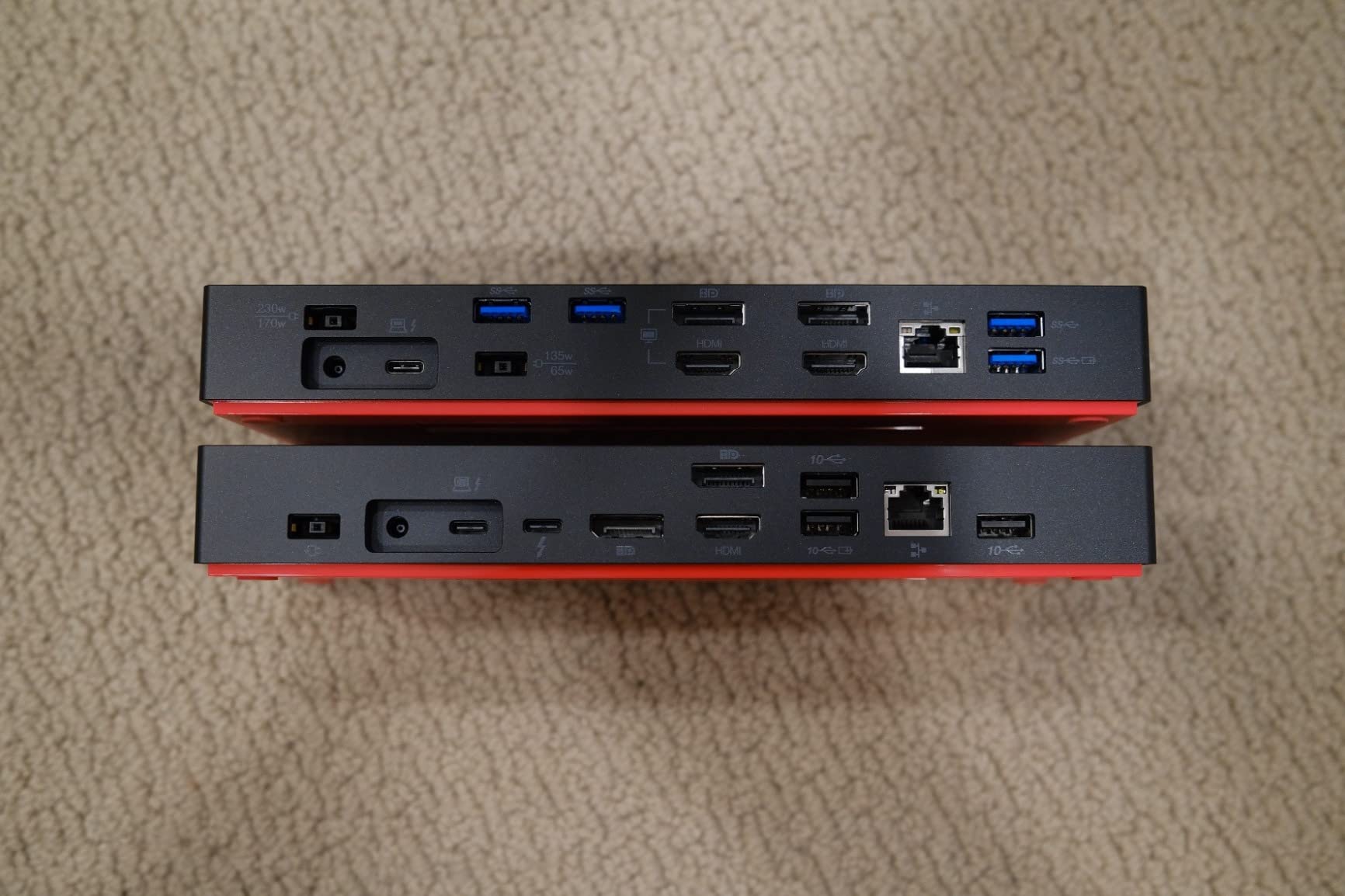 Lenovo ThinkPad Universal Thunderbolt 4 Dock | 4 Displays | 100W Charge | Thunderbolt 4 connectivity Supports up to four 4K displays 100W dynamic power delivery 11 multi-functional ports customer photo 2