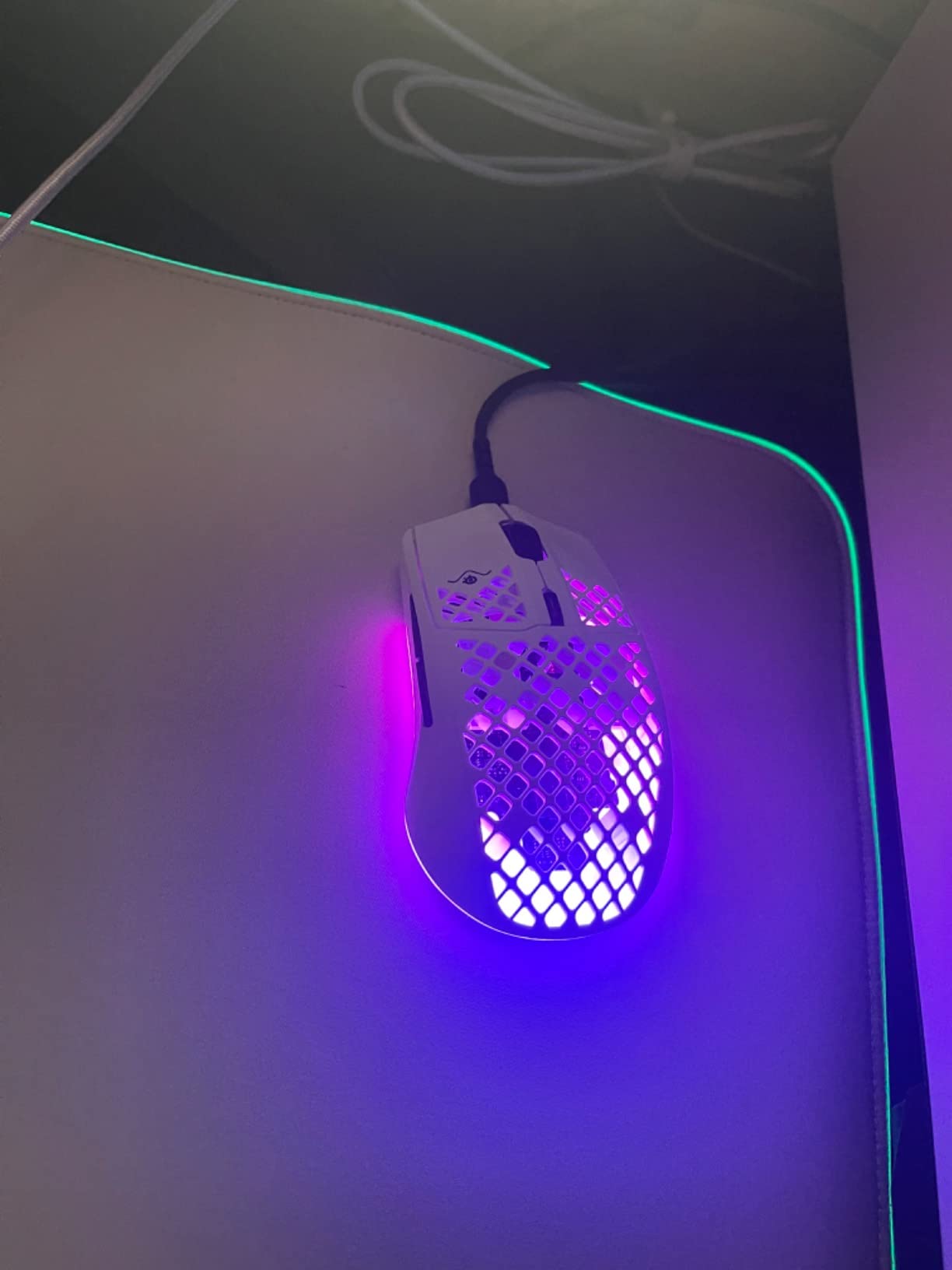 Aerox 3 - Holey RGB Gaming Mouse - Ultra-lightweight Water Resistant Design - 8,500 DPI TrueMove Core Optical Sensor - Onyx customer photo 1