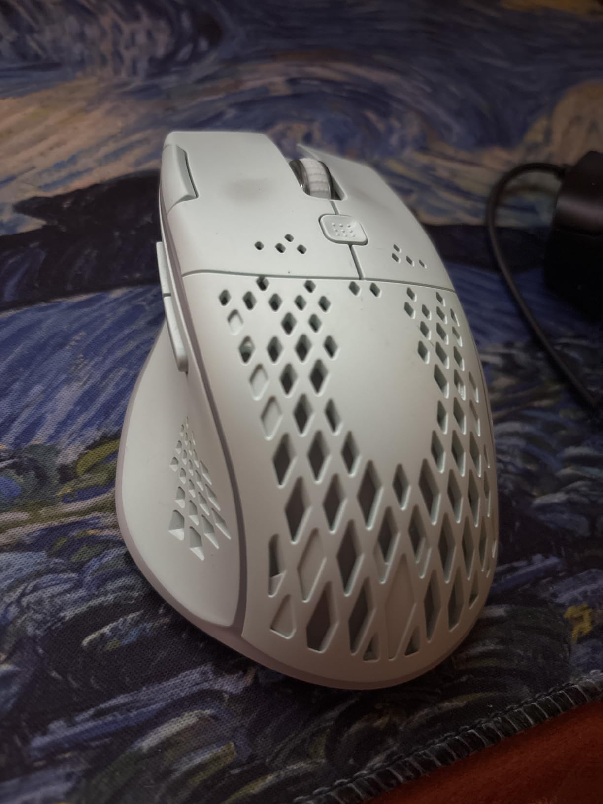 VEGCOO Wireless Gaming Mouse, C30 Silent Click Wireless Rechargeable Gaming Mouse with Double-Click Key and Colorful LED Lights, 3 Level Adjustable DPI, 400mah Lithium Battery for Gaming and Working customer photo 2