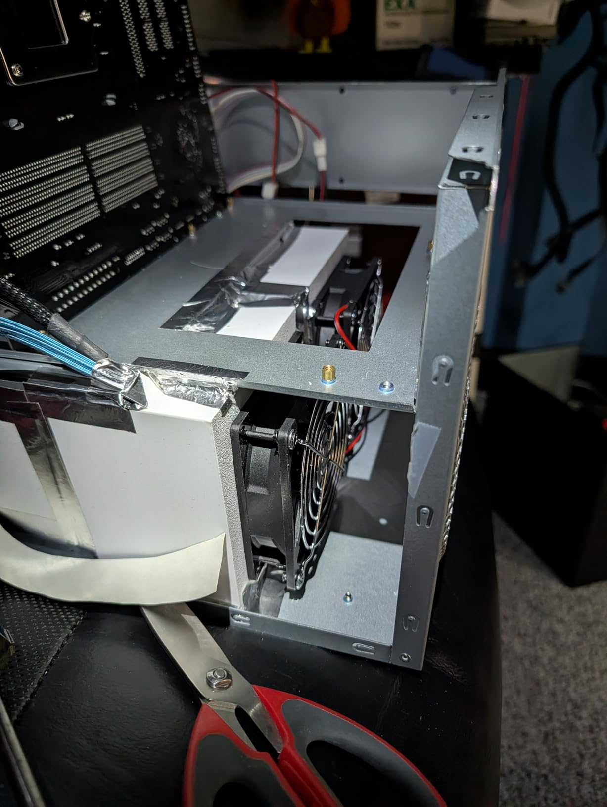 8 Bay Mini ITX Micro ATX NAS Case, Hot Swap Drive Bays DIY Storage Enclosure, Dual Independent Air Channel, Support 3.5