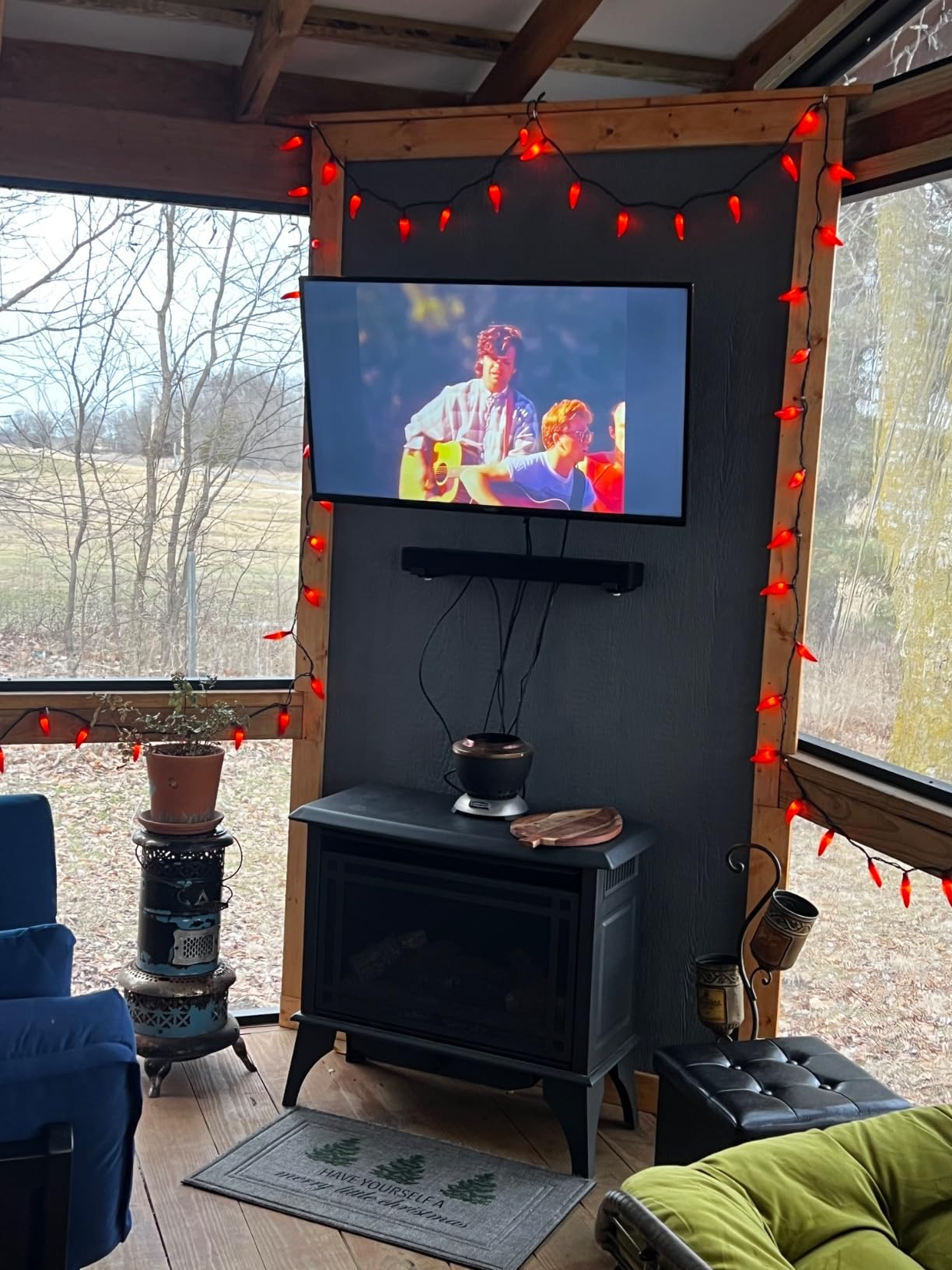 VIZIO V-Series 2.0 Compact Sound Bar with Dolby Audio, DTS:X, Bluetooth V20x-J8 customer photo 1
