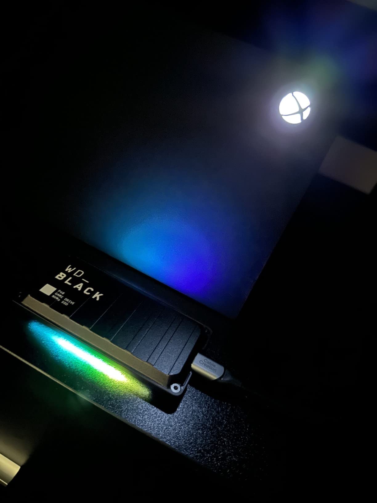 Western Digital 1TB WD_Black P40 Game Drive SSD - Up to 2,000MB/s, RGB Lighting, Portable External Solid State Drive, Compatible with PlayStation, Xbox, PC, & Mac - WDBAWY0010BBK-WESN customer photo 2
