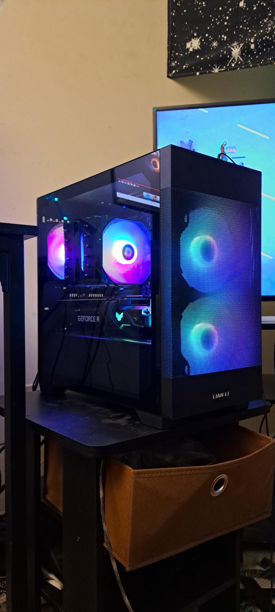 LIAN LI High Airflow Micro ATX PC Case, RGB Gaming Computer Case, Mesh Front Panel Mid-Tower Chassis with 2x140mm ARGB PWM Fans Pre-Installed, Tempered Glass Side Panel (LANCOOL 205M MESH, Black) customer photo 1