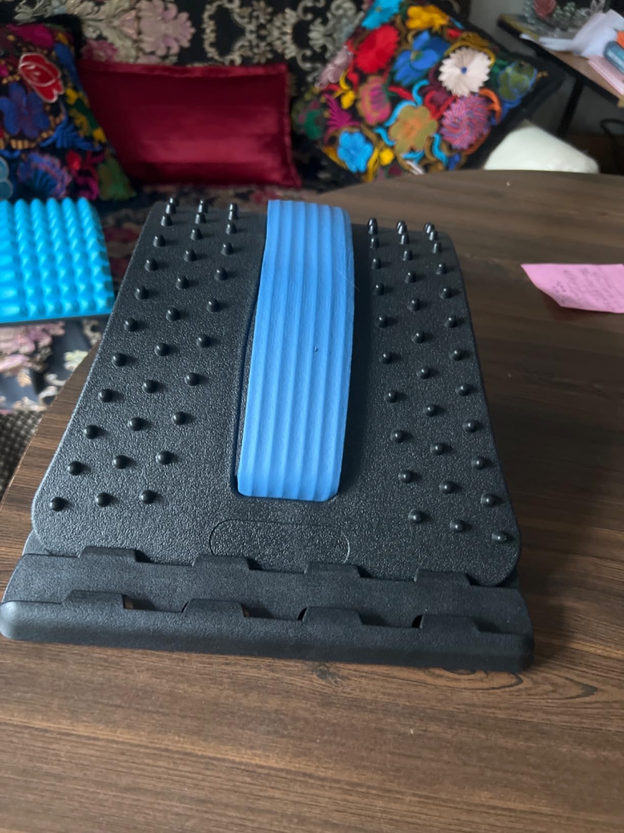 MINOLL Back Stretcher for Lower Back Pain Relief, Multiple Level Adjustable Arch Lumbar Back Cracker Board, Back Cracking Device, Back Massager for Scoliosis, Spine Decompression Support customer photo 2
