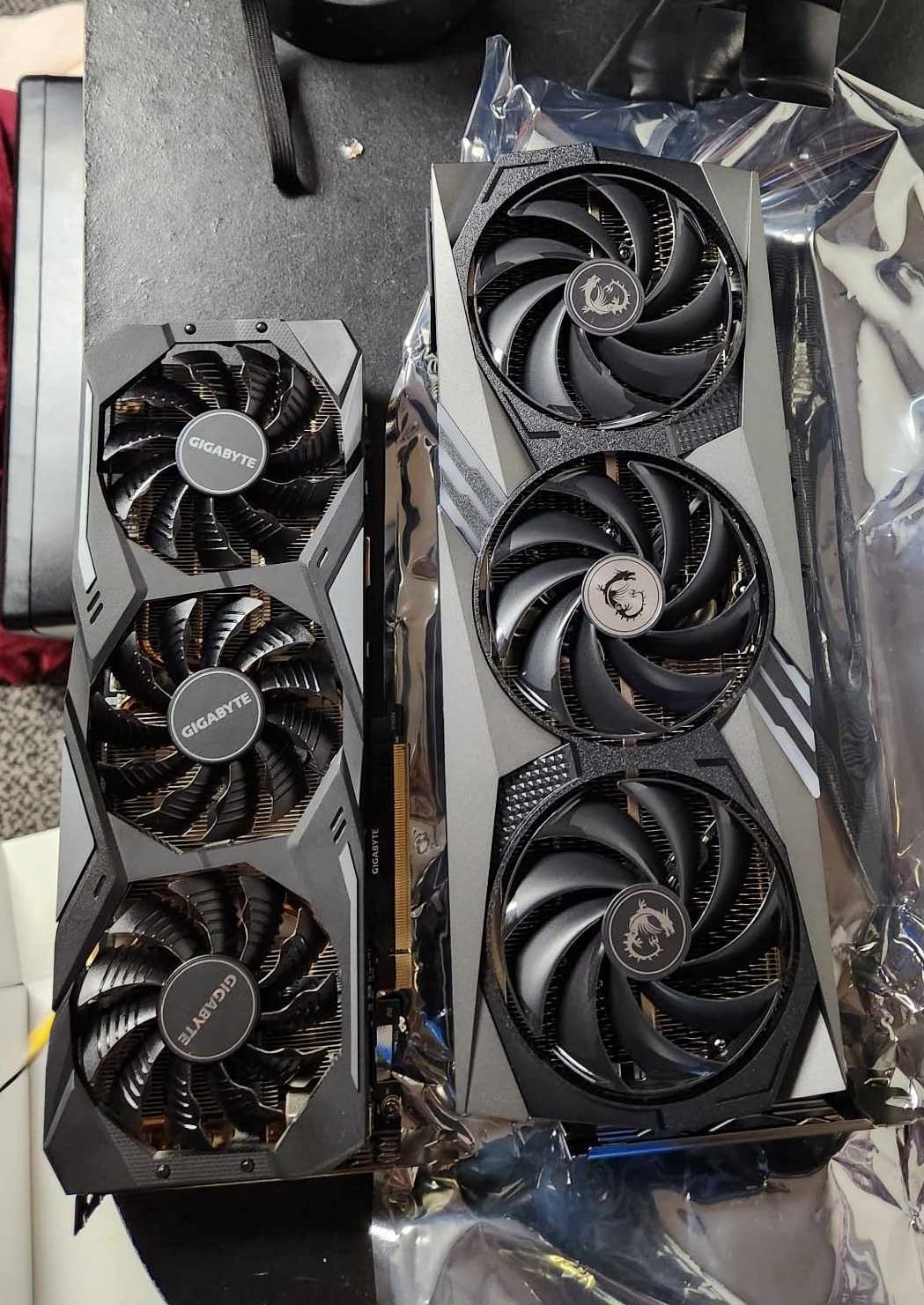 MSI Gaming GeForce RTX 4080 16GB GDRR6X 384-Bit HDMI/DP Nvlink Tri-Frozr 3 Ada Lovelace Architecture Graphics Card (RTX 4080 16GB Gaming X Trio) customer photo 1