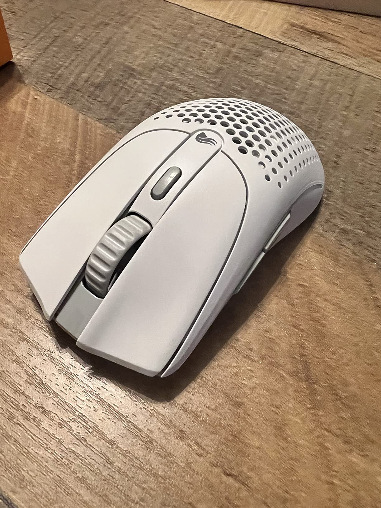 Model O- (Minus) Compact Wired Gaming Mouse - 58g Superlight Honeycomb Design, RGB, Pixart 3360 Sensor, Ambidextrous, Omron Switches - Matte Black customer photo 2