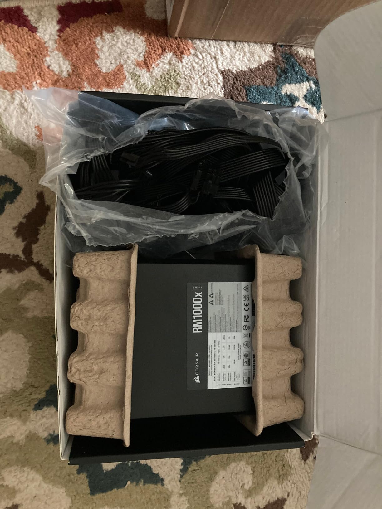 Corsair RM1000x Shift Fully Modular ATX Power Supply - Modular Side Interface - ATX 3.1 & PCIe 5.1 Compliant - Zero RPM Fan Mode - 105°C-Rated Capacitors - 80 Plus Gold Efficiency - Black customer photo 2