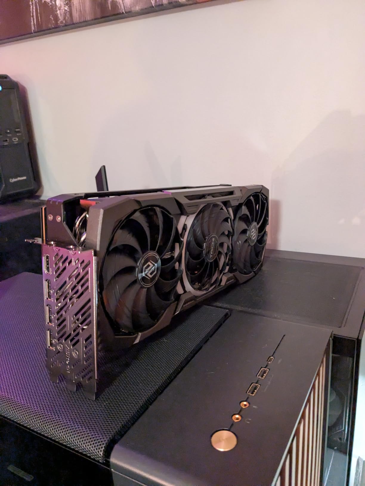 ASRock Radeon RX 7900 XTX Taichi 24GB OC Graphics Card, 2680 MHz Boost Clock, 24GB GDDR6, AMD RDNA 3, DisplayPort 2.1, HDMI 2.1, Triple 8-Pin, ARGB Backplate customer photo 2