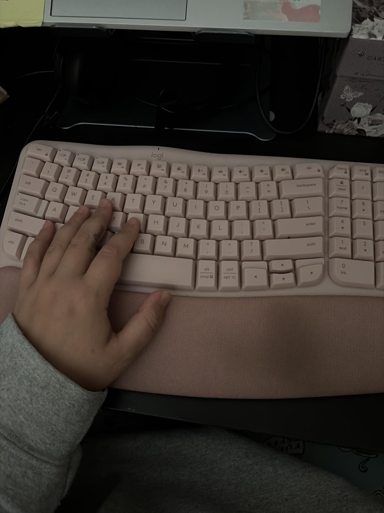 Logitech Wave Keys Ergonomic Wireless Keyboard with Palm Rest - Rose | For natural typing posture, connects up to 3 devices via Easy-Switch, Bluetooth, Logi Bolt Receiver, Multi-OS, Windows / Mac customer photo 1