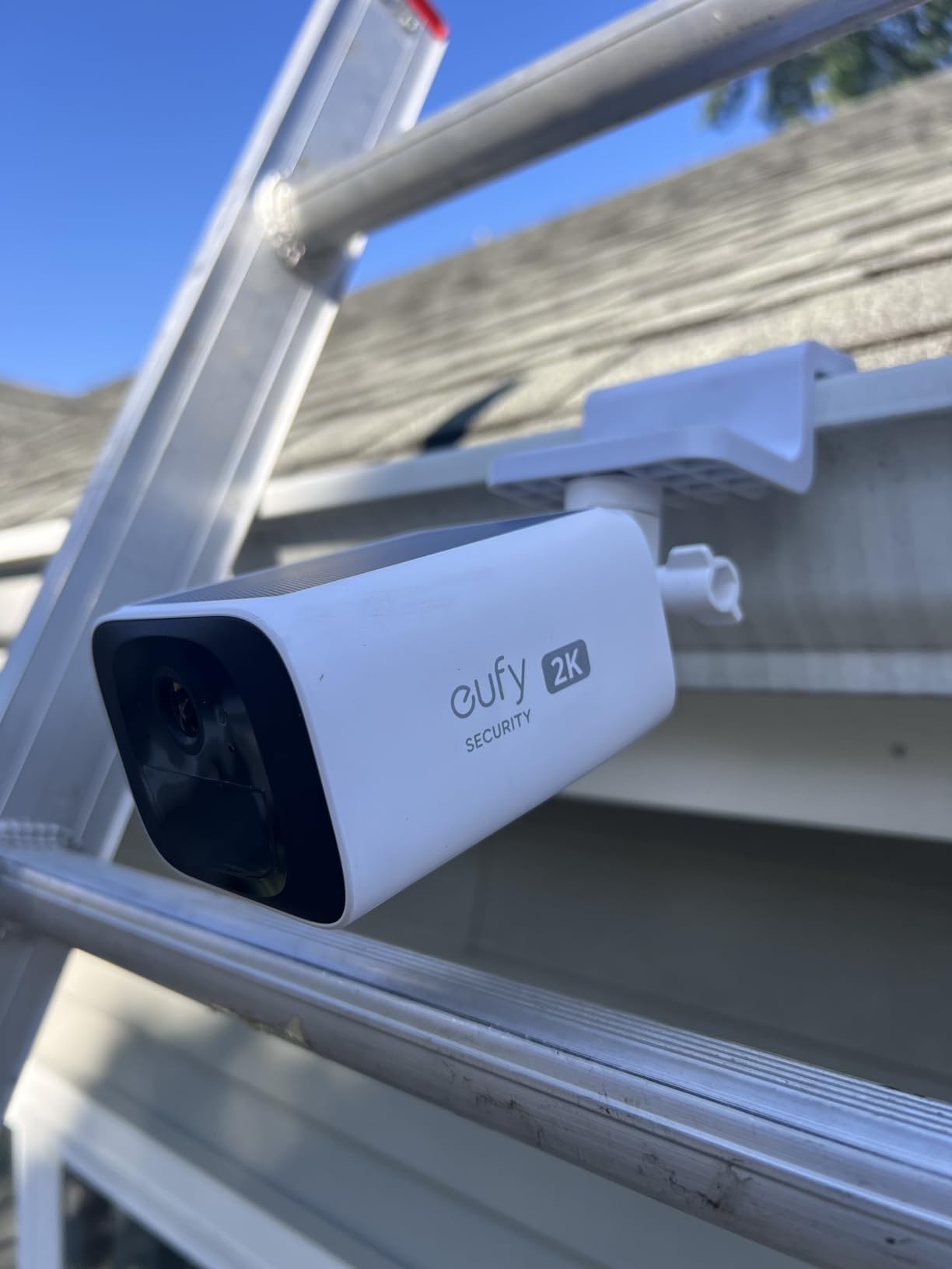 SoloCam S220, Solar Security Camera, Wireless Camera Outdoor | 2K Resolution, Continuous Power, Built-in 8GB, No Subscription, HomeBase 3 Compatible, for Outdoor Surveillance customer photo 2