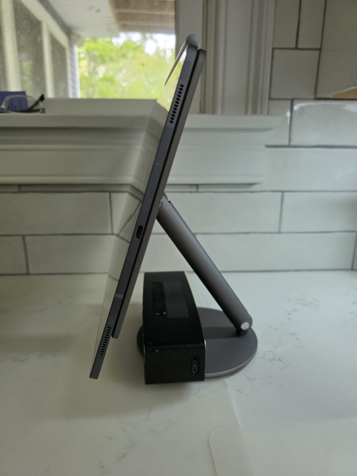 LULULOOK Foldable Magnetic Stand for Samsung Galaxy Tab S10 Plus/S9 12.4