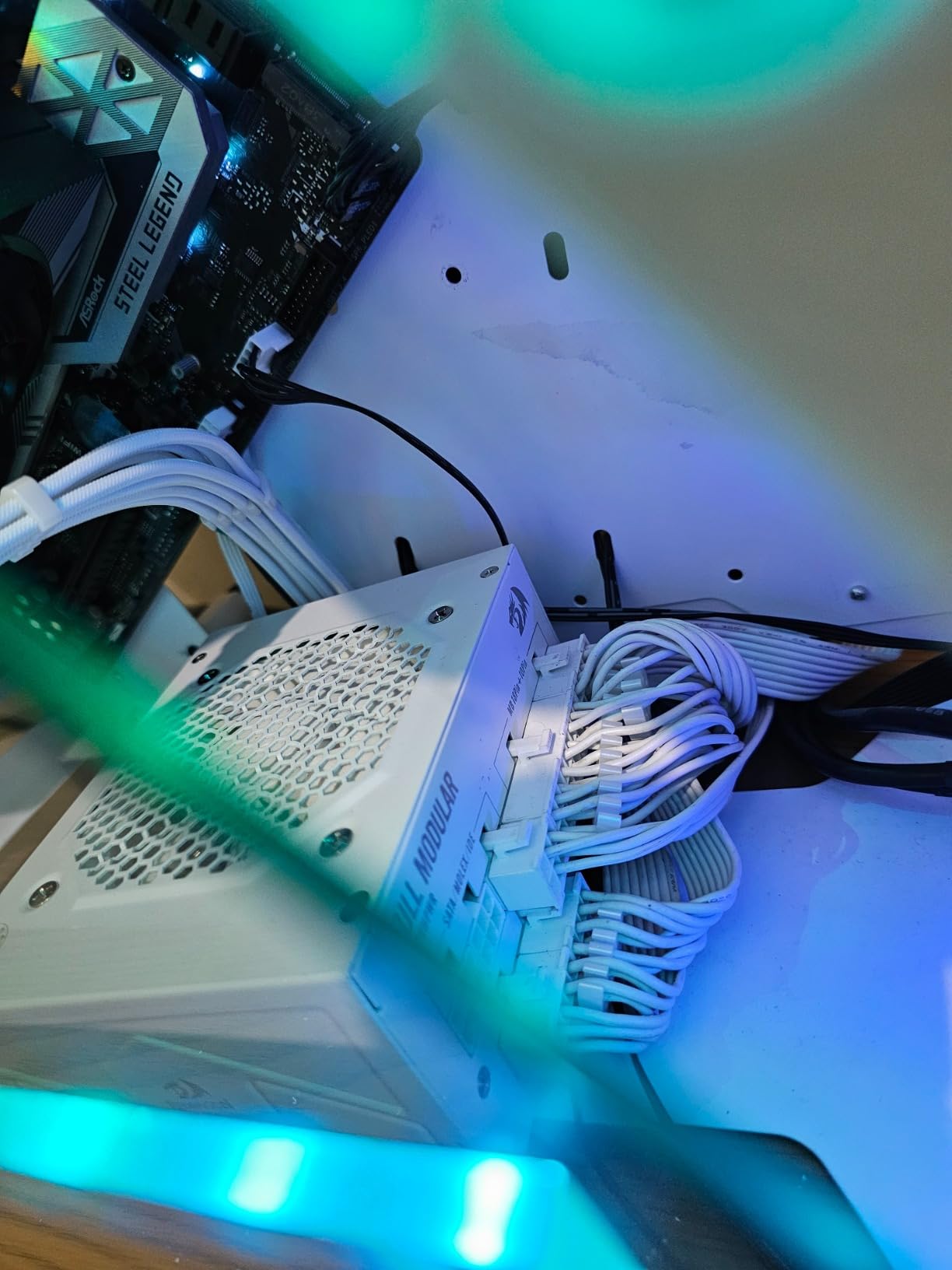 Redragon PSU015 80+ Platinum 750 Watt SFX Fully Modular Power Supply, 100% Japanese Capacitors, Low Noise Smart-ECO 0 RPM Fan customer photo 2