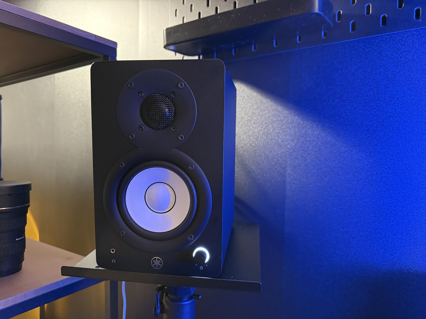 Yamaha HS3 Powered Studio Monitor in Black, Pair (HS3 B) customer photo 1
