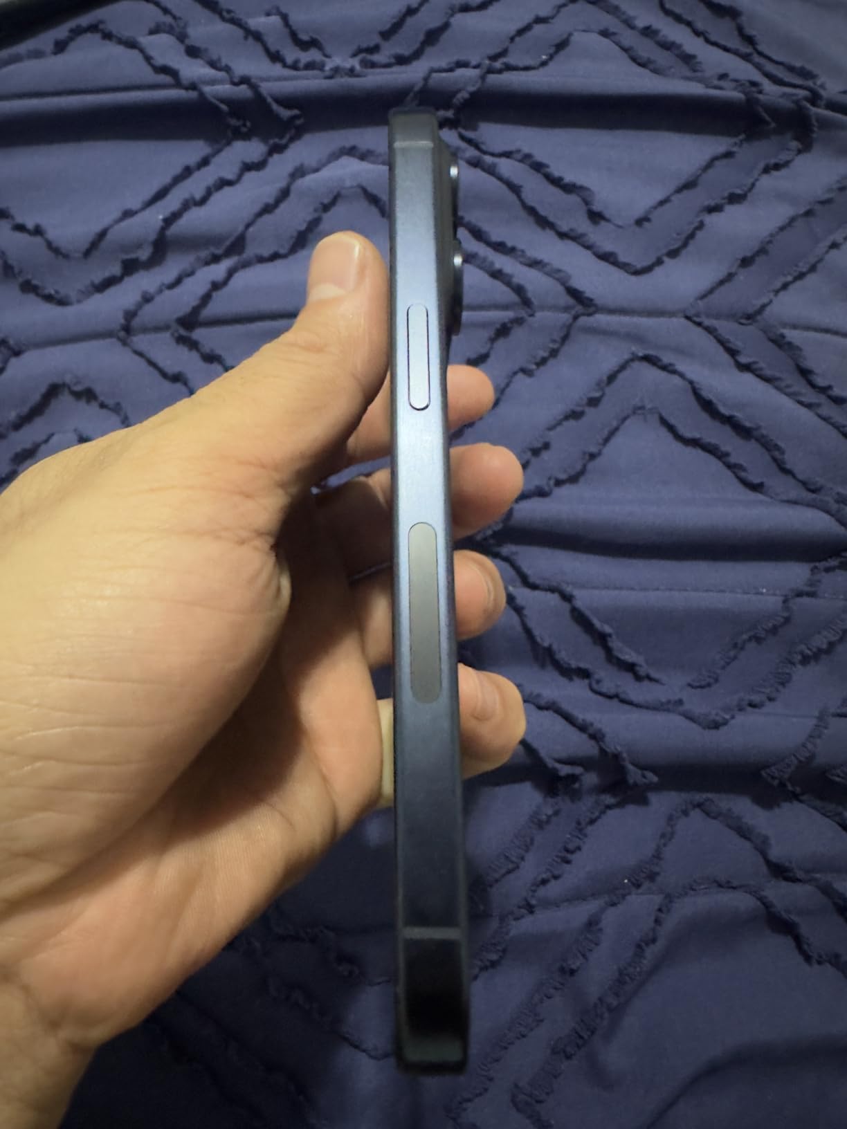 Apple iPhone 15 Pro, 128GB, Black Titanium - Unlocked (Renewed) customer photo 2