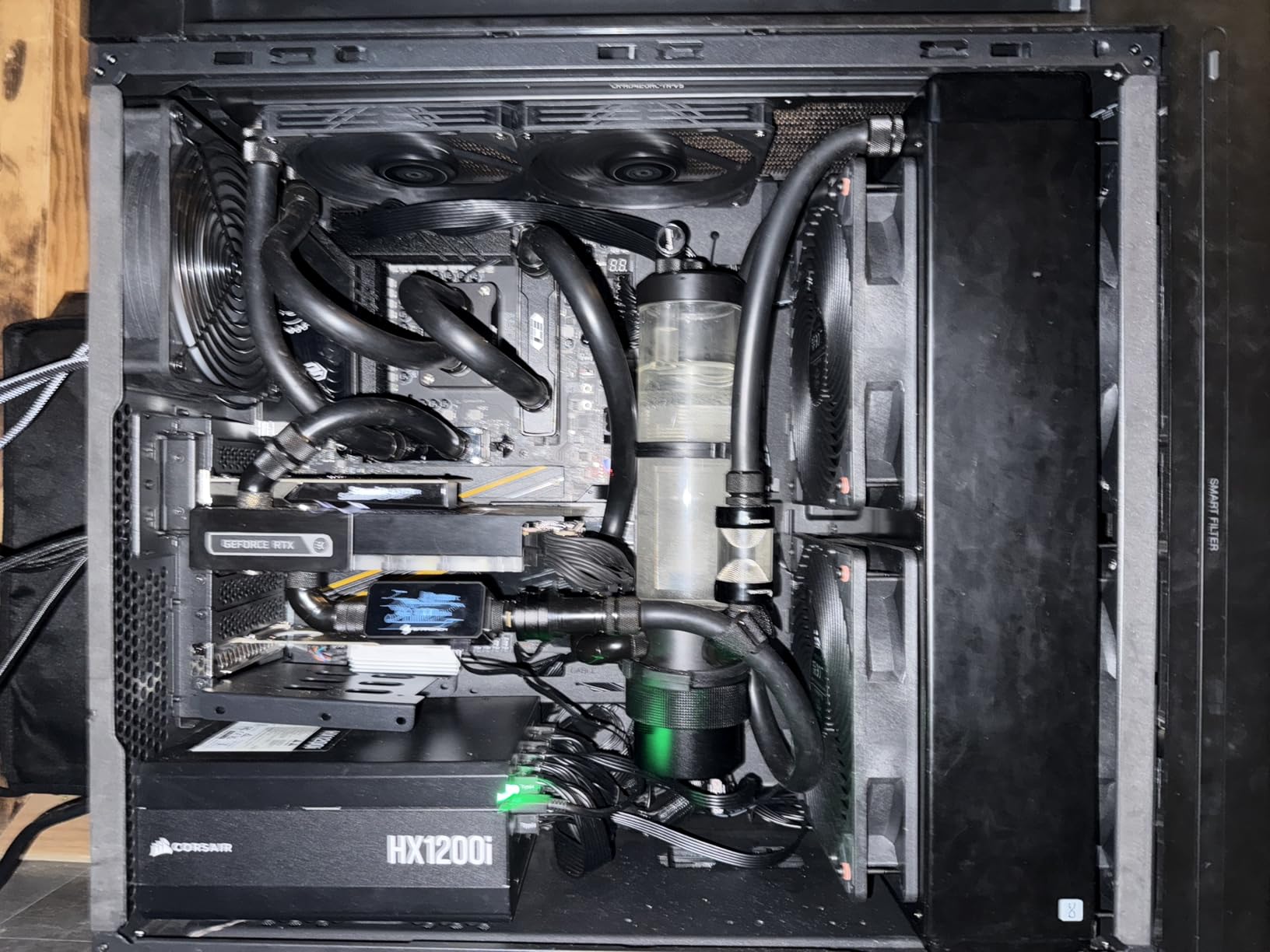 ASUS ProArt PA602 E-ATX PC Case 420mm Radiator Support, Dual 200mm Built-in Fans, Front Panel IR dust Indicator, Power Lock, Tool-Less PCIe mounting & GPU Holder, Front 20Gbps USB-C, 2 Year Warranty customer photo 2