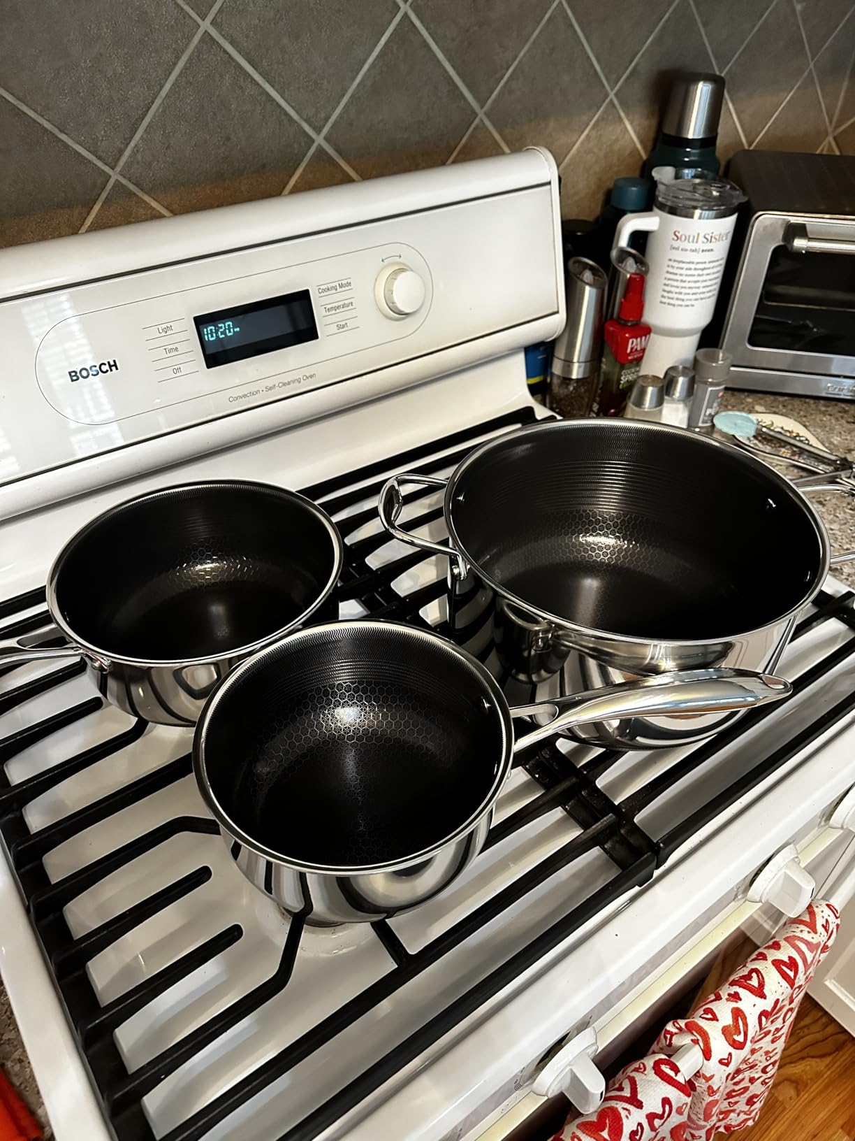 HexClad Hybrid Nonstick 6 Pc Pot Set & Trivets, 2, 3, and 8-Qt Pots & Lids | Stay-Cool Handles, Dishwasher and Oven Safe, Compatible with All Cooktops, Induction Ready customer photo 1