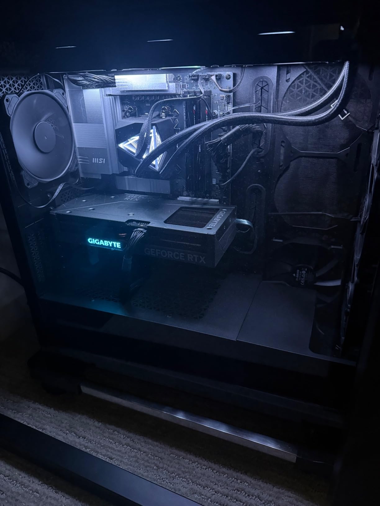 GIGABYTE GeForce RTX 4070 Ti Super Eagle OC 16G Graphics Card, 3X WINDFORCE Fans, 16GB 256-bit GDDR6X, GV-N407TSEAGLE OC-16GD Video Card customer photo 2