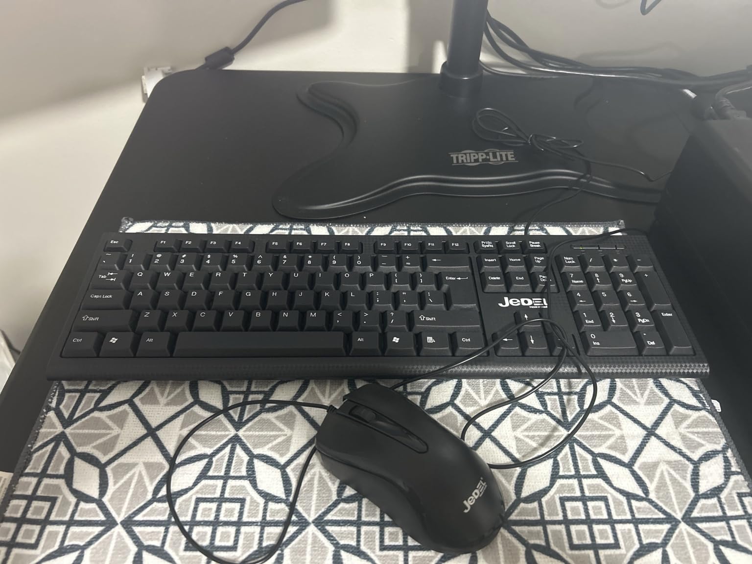 HP ProDesk 600 G3 SFF Desktop Computer with 21.5