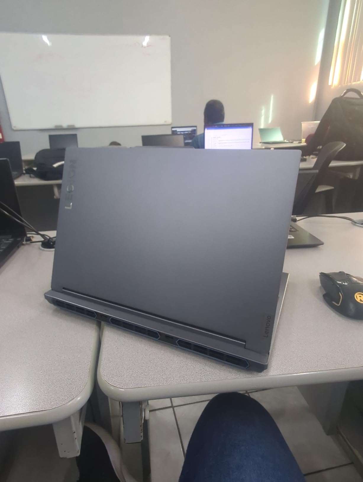 Lenovo Legion 5i - 16