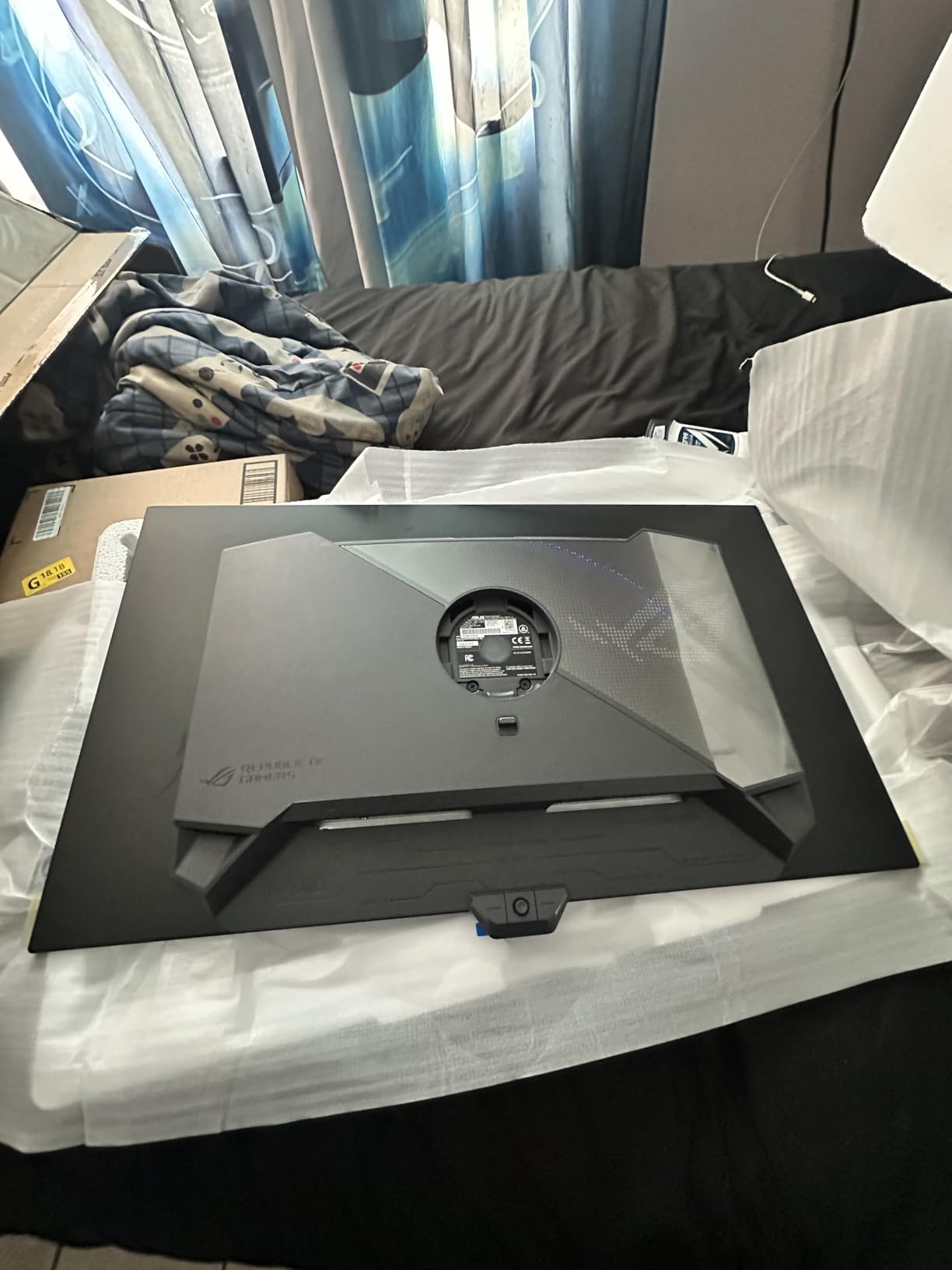 ASUS ROG Strix 27