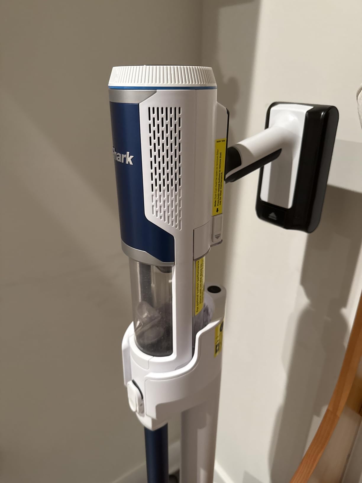 Shark Clean & Empty Cordless Stick Vacuum, White & Blue, BU3523, Auto-Empty, Lightweight, HEPA Filter, Exclusive Motorized Hand Tool for Pet Hair, Carpets & Hard Floors, 40-Min Runtime customer photo 2