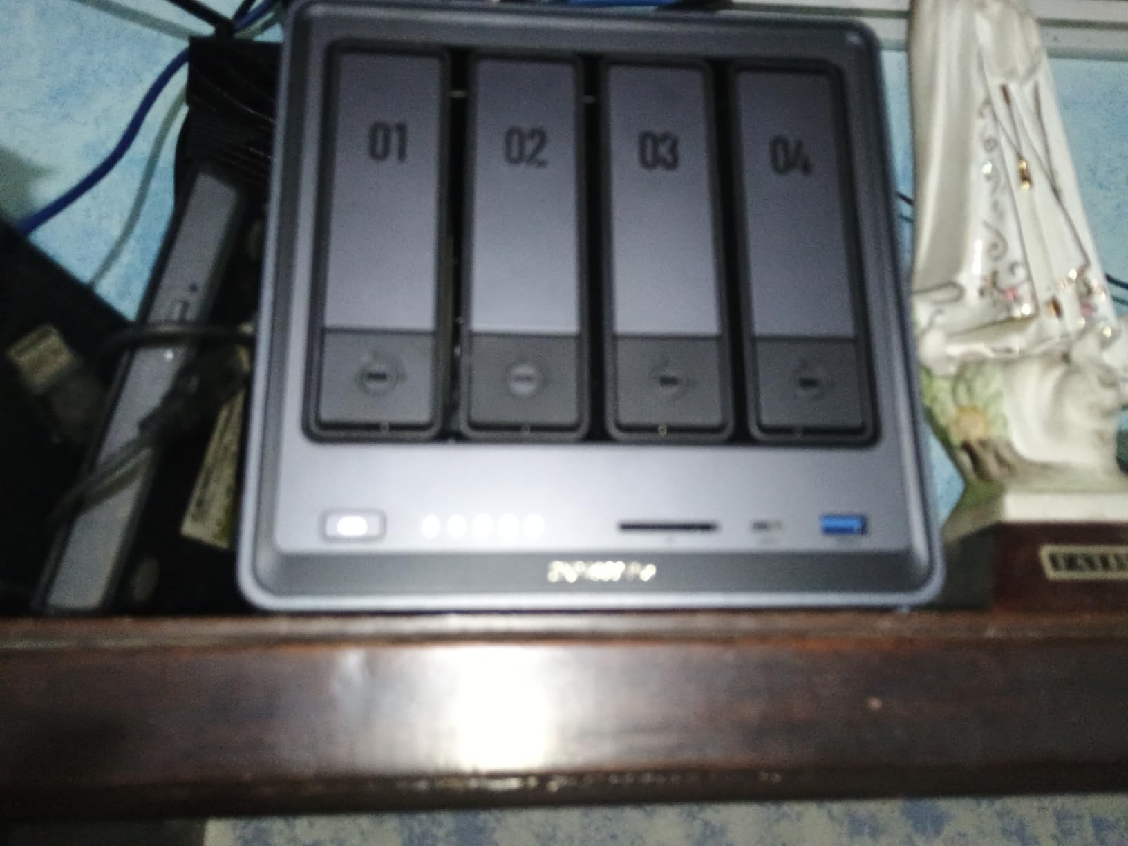 UGREEN NAS DXP2800 2-Bay, Ideal for Content Creators and Enthusiasts | Intel N100 Quad-Core CPU, 8GB DDR5 RAM, 2.5GbE, 2X M.2 NVMe Slots, 4K HDMI, Desktop NAS Network Attached Storage (Diskless) customer photo 2
