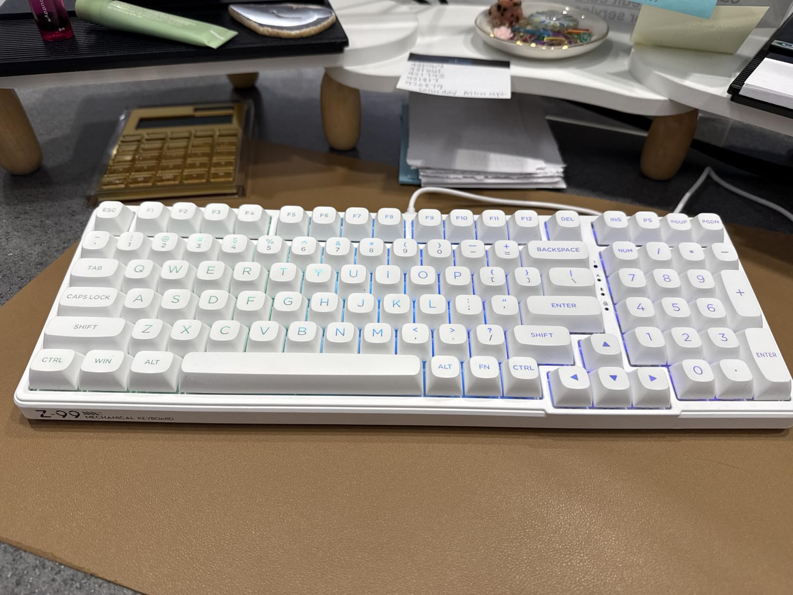 HUO JI E-Yooso Creamy Mechanical Keyboard Wired, Hot Swappable, Pre-lubed Linear Switches, Gasket Structure with Sound Dampening Foam, RGB Backlit, 99 Keys Custom Gaming Keyboard for PC/Mac,White customer photo 1