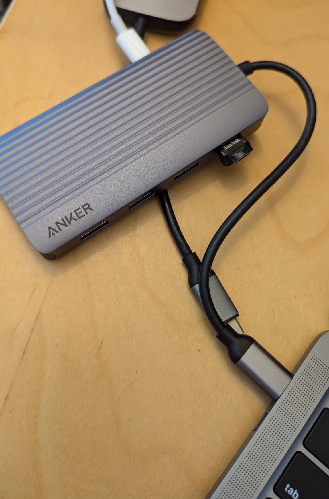 Anker 7-in-1 USB-C Hub, Dual Monitor USB C Docking Station, Dual HDMI Display, 85W Max Output, 10Gbps Data Transfers for Dell XPS, ThinkPad T14 Gen2 and More customer photo 1