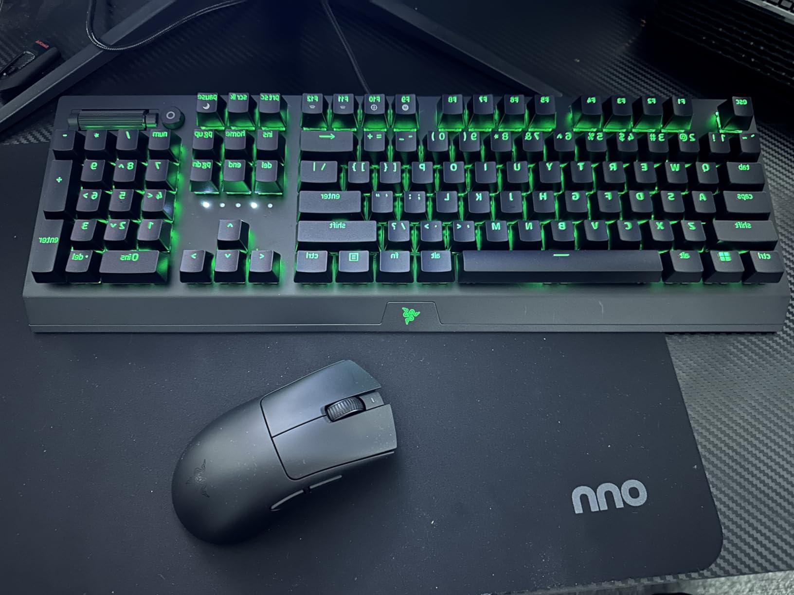 Razer DeathAdder V3 HyperSpeed Wireless Gaming Mouse: 55g Lightweight - Up to 100 Hr Battery - Advanced 26K Optical Sensor customer photo 1